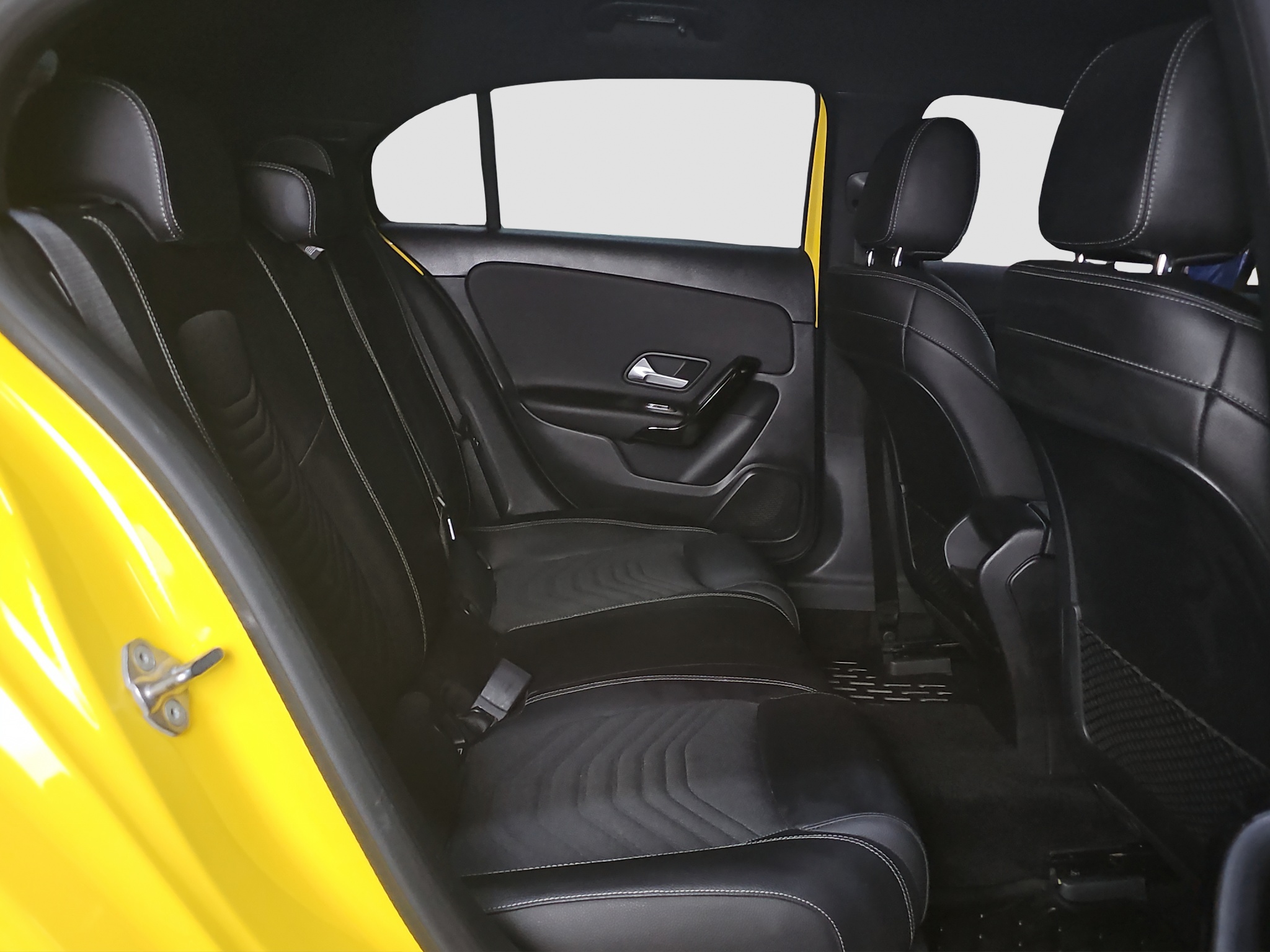 
								Mercedes Benz A 180 AUTO/FU.LL full									