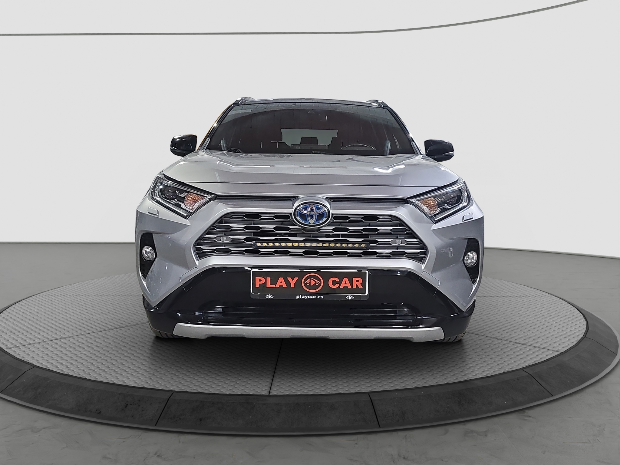 
								Toyota RAV 4 AWD/T0P full									