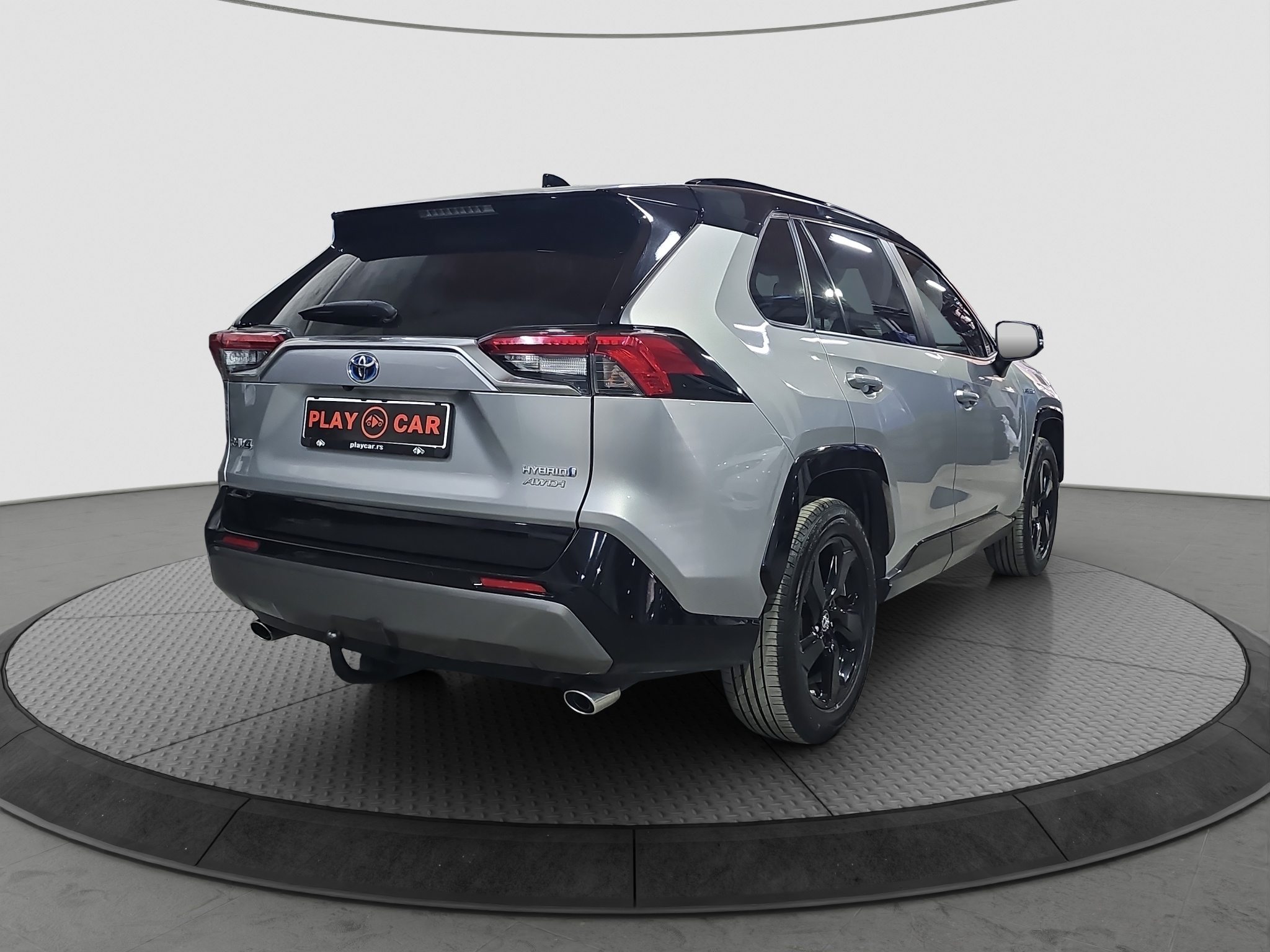 
								Toyota RAV 4 AWD/T0P full									