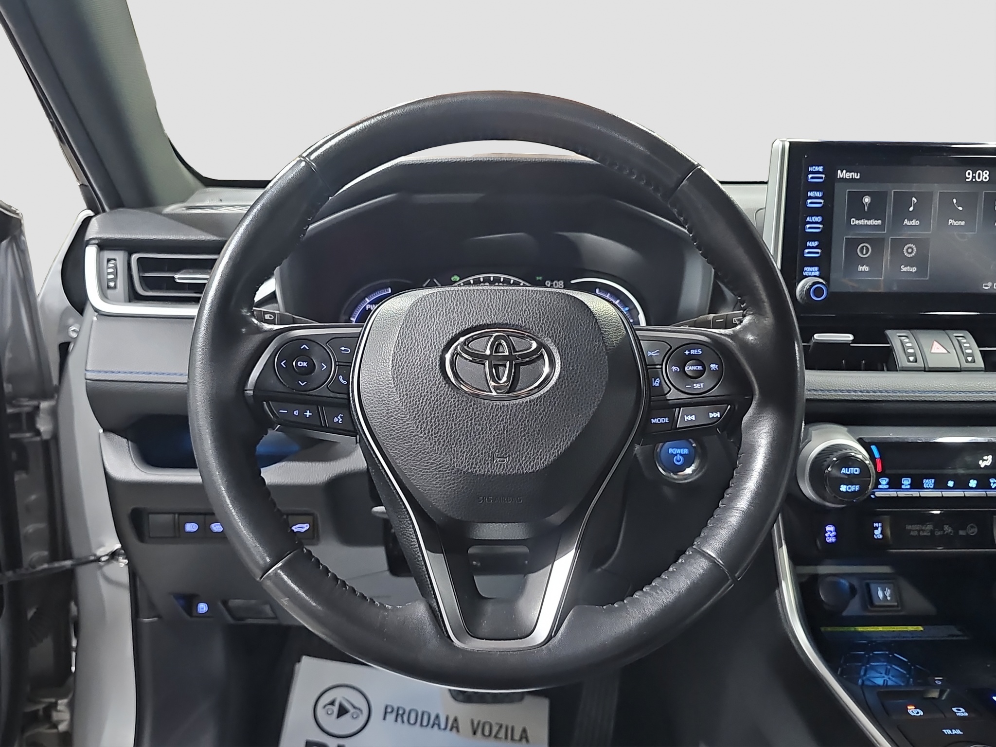 
								Toyota RAV 4 AWD/T0P full									