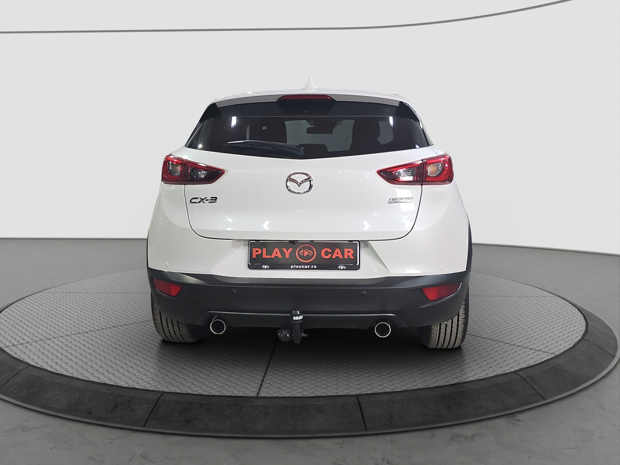 
								Mazda CX-3 AUTO/FU.LL full									