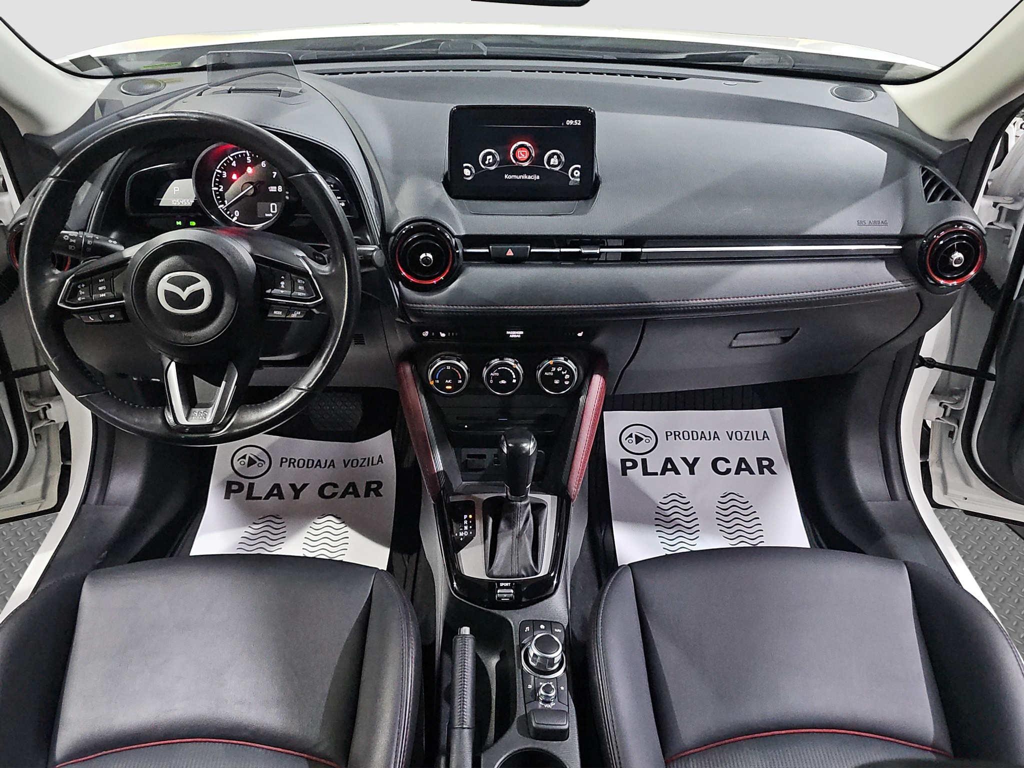 
								Mazda CX-3 AUTO/FU.LL full									