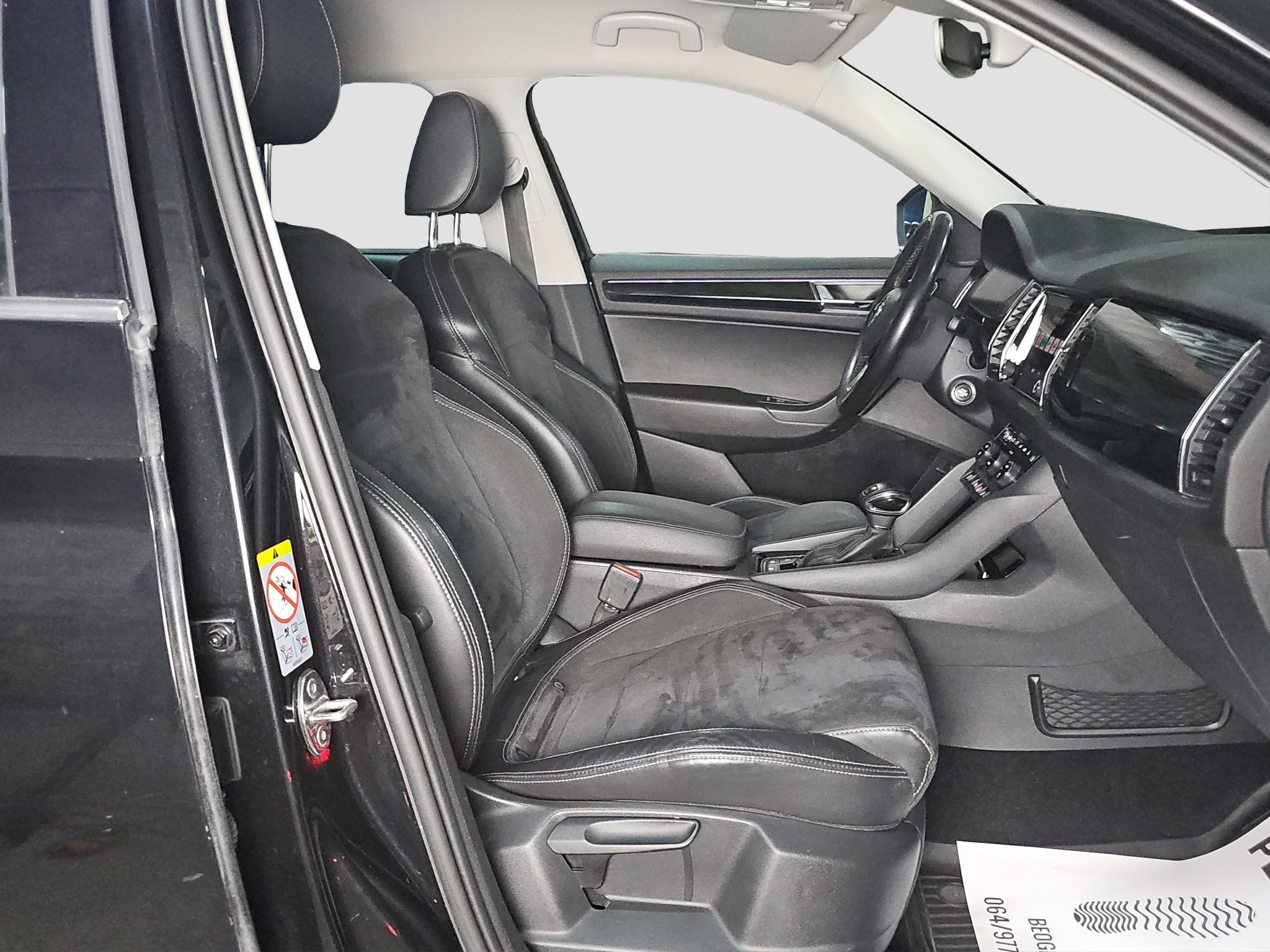 
								Škoda Kodiaq AWD/MATR/DSG full									