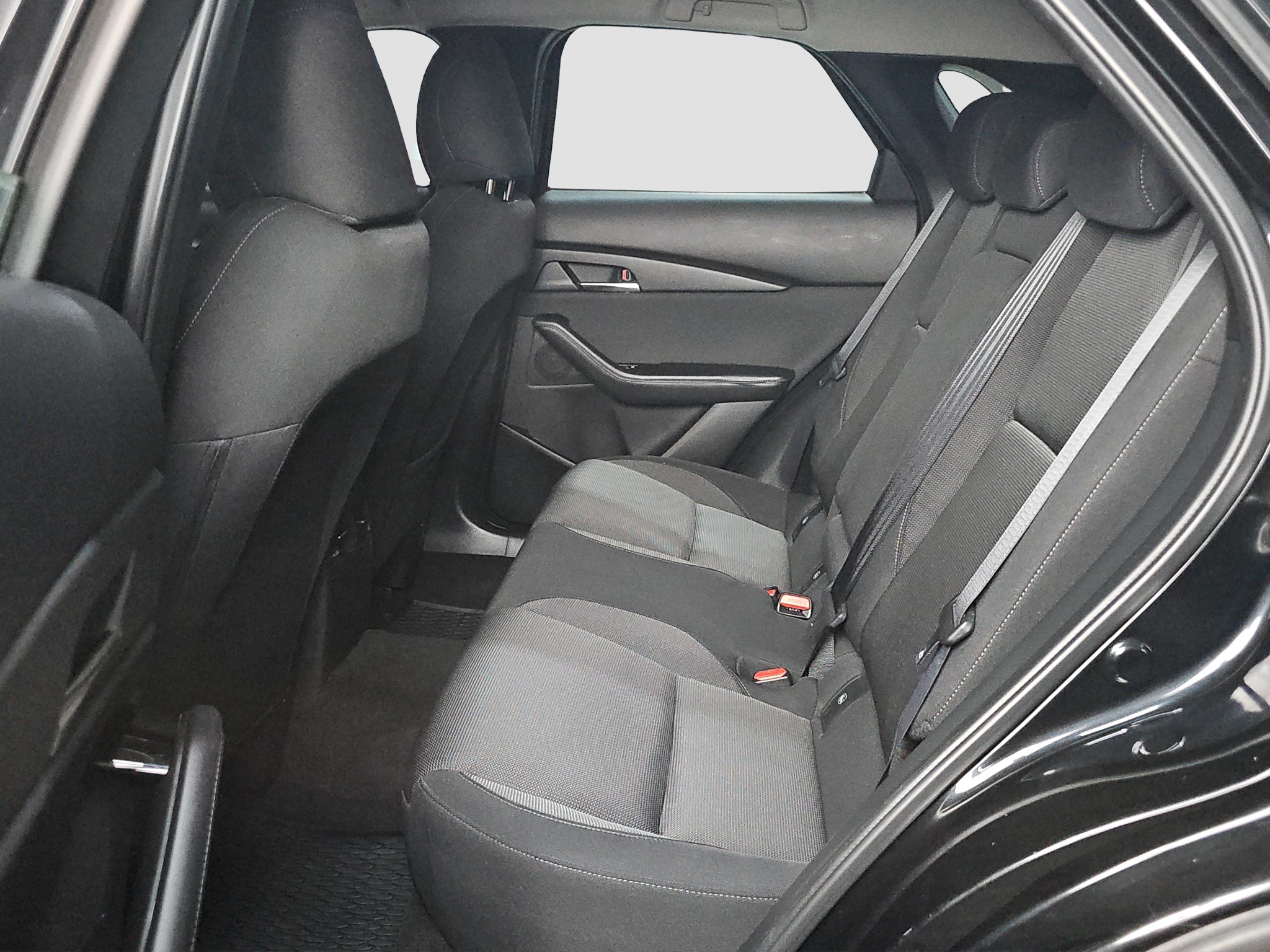 
								Mazda CX-30 SKYACTIV-X/MALA.KM full									
