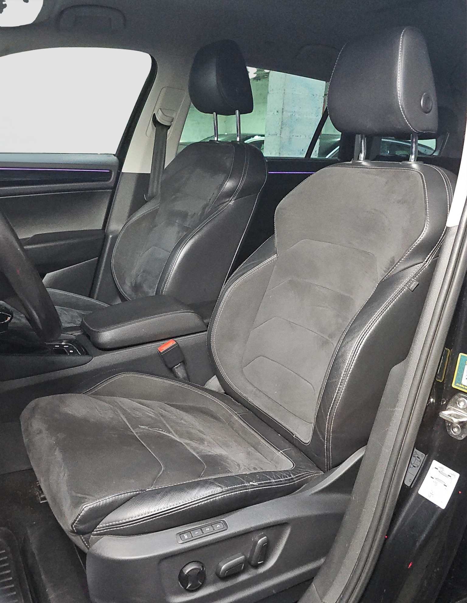 
								Škoda Kodiaq AWD/MATR/DSG full									