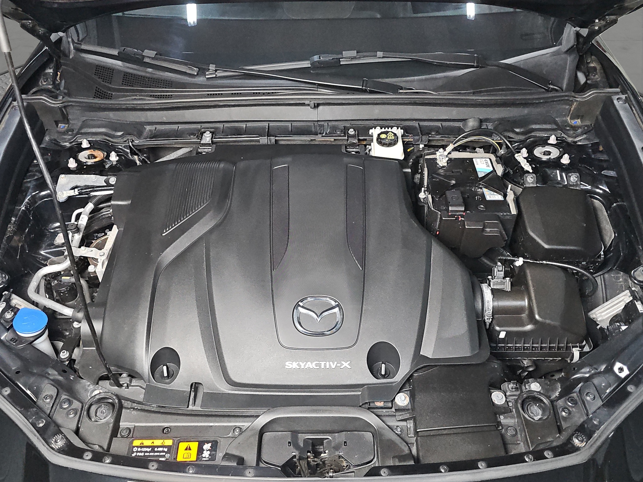 
								Mazda CX-30 SKYACTIV-X/MALA.KM full									