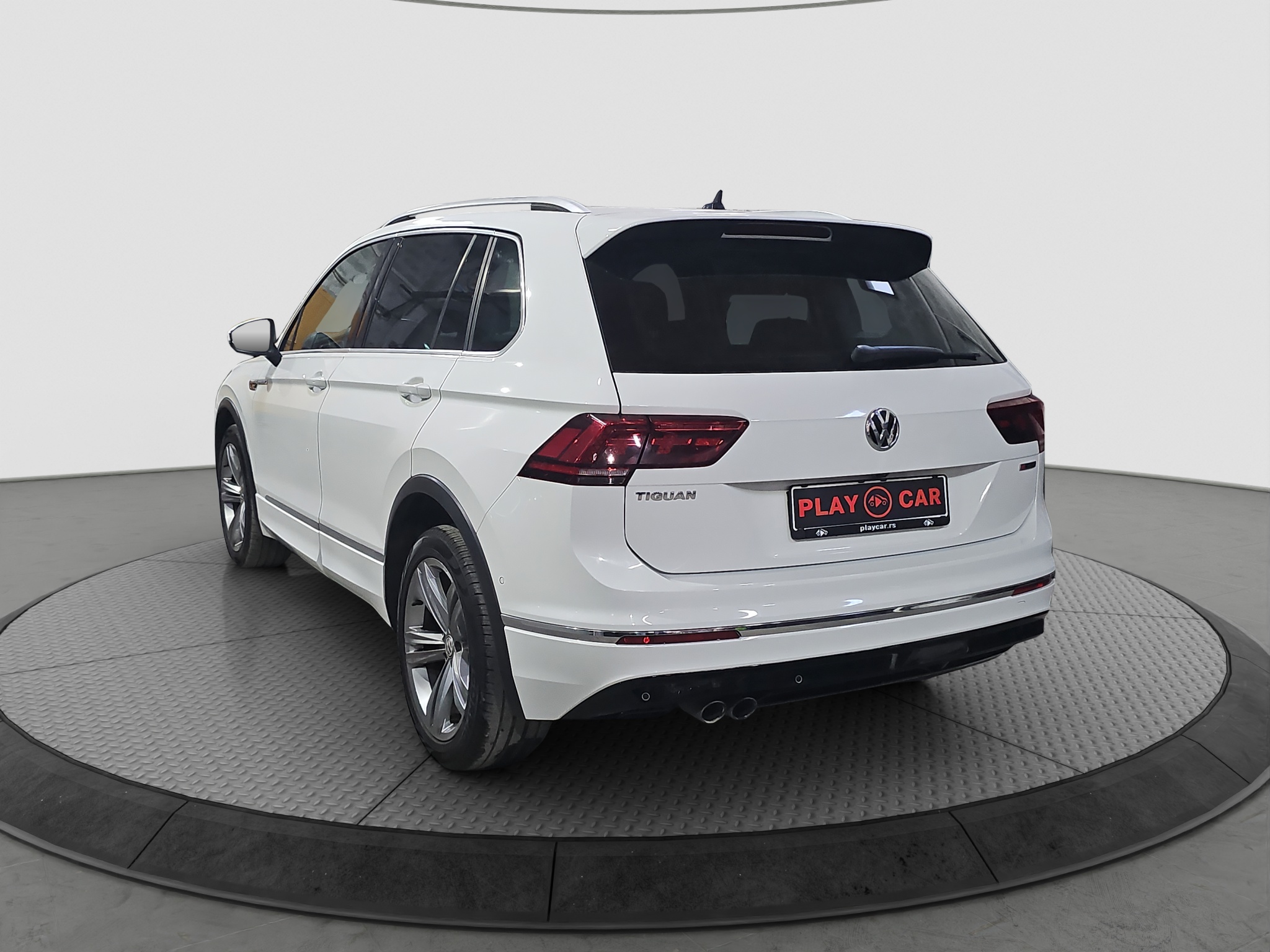 
								Volkswagen Tiguan R-line/4motion/T.O.P full									