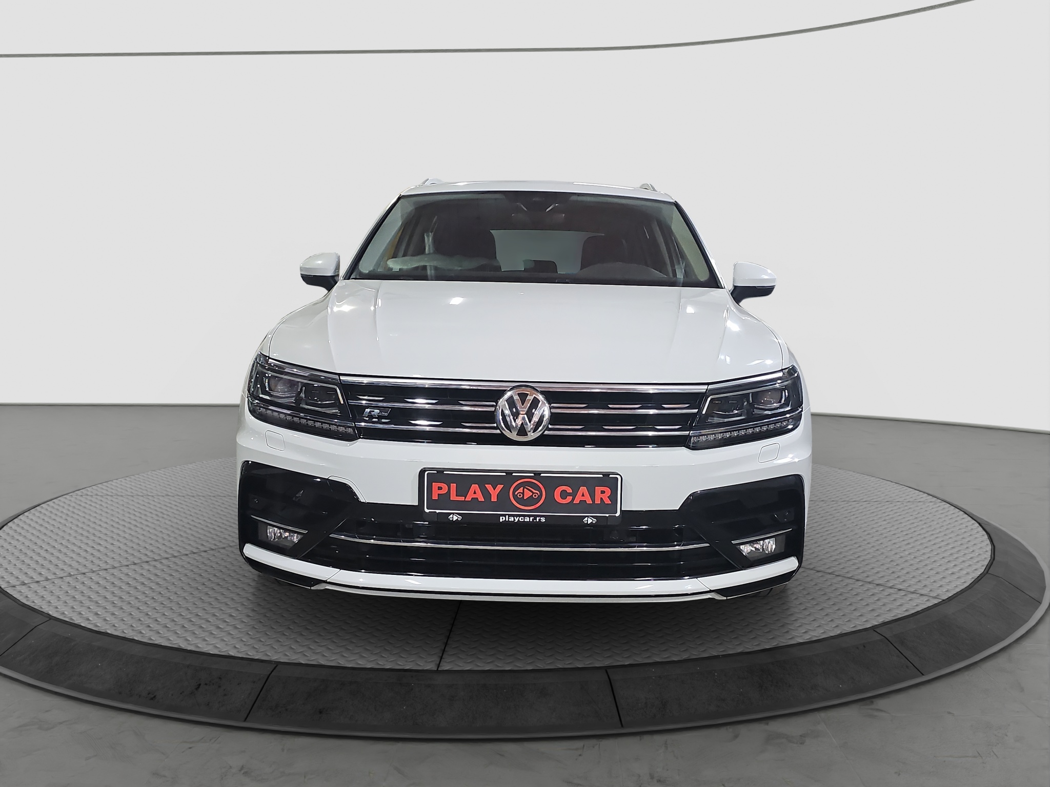 
								Volkswagen Tiguan R-line/4motion/T.O.P full									
