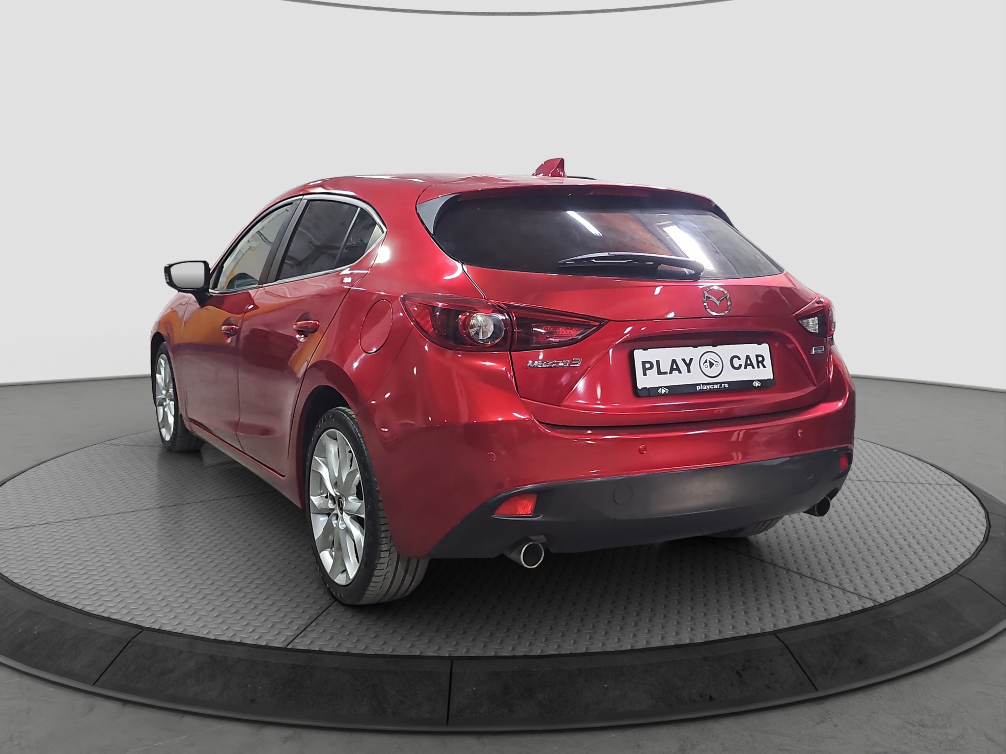 
								Mazda 3 AUTO/DOBAR full									