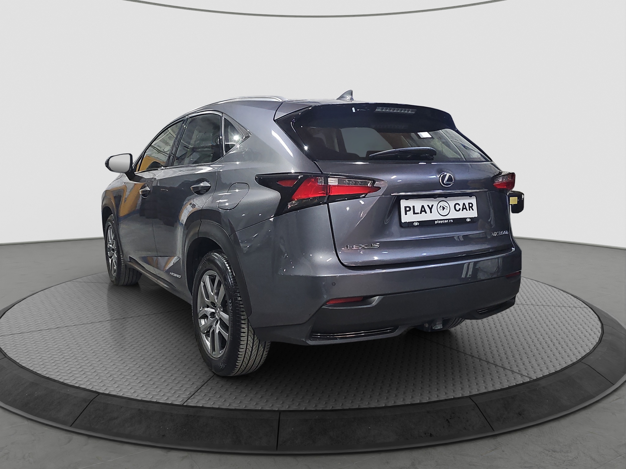 
								Lexus NX AWD/ODL.IČAN full									