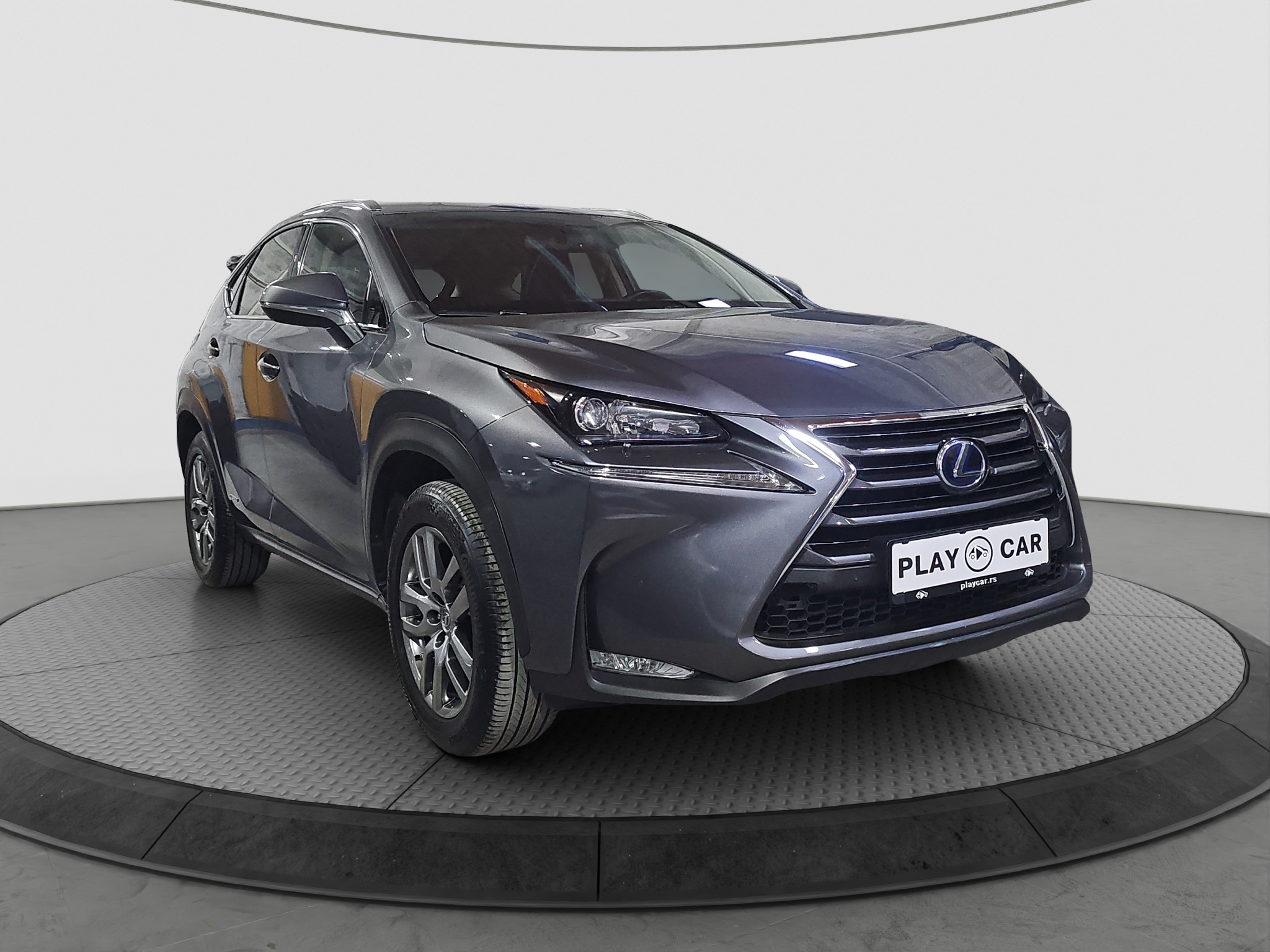 
								Lexus NX AWD/ODL.IČAN full									