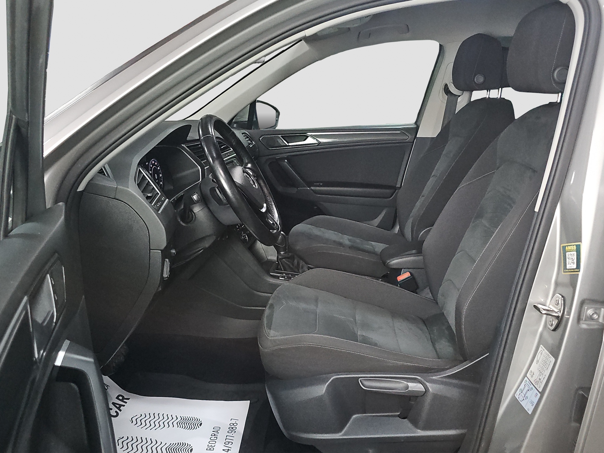 
								Volkswagen Tiguan R-line/4motion full									
