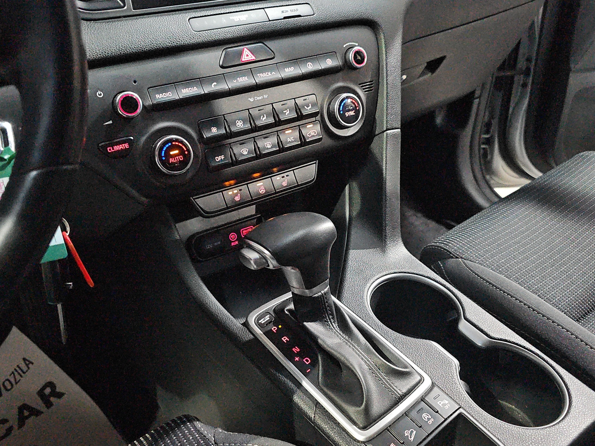 
								Kia Sportage AUTO/T.O.P full									