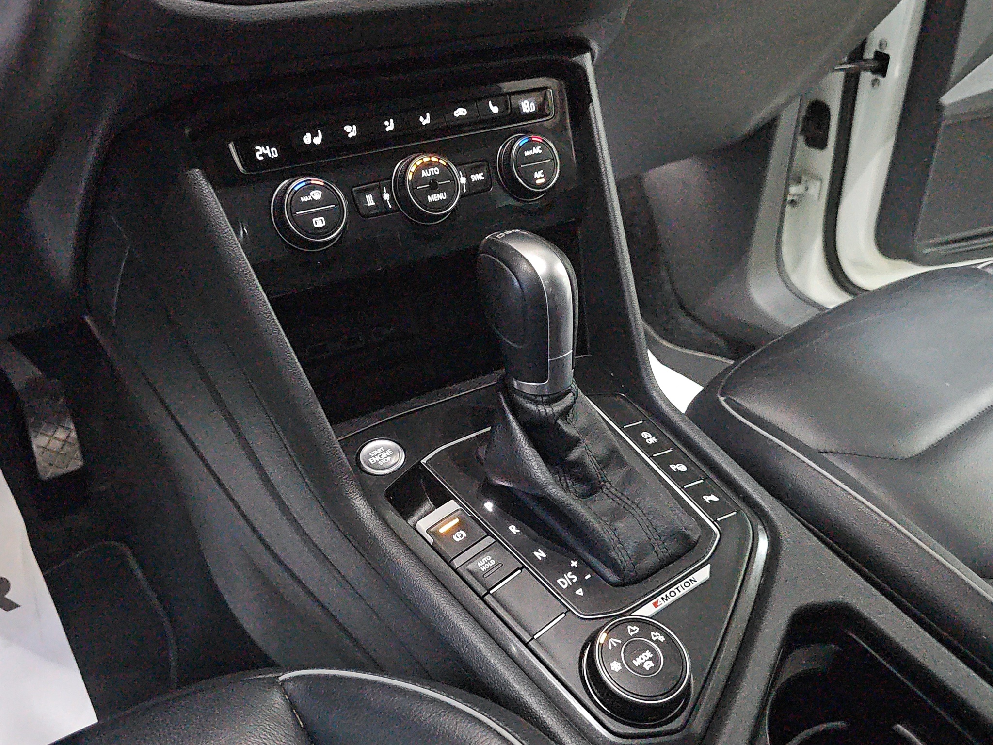 
								Volkswagen Tiguan R-line/4motion/T.O.P full									