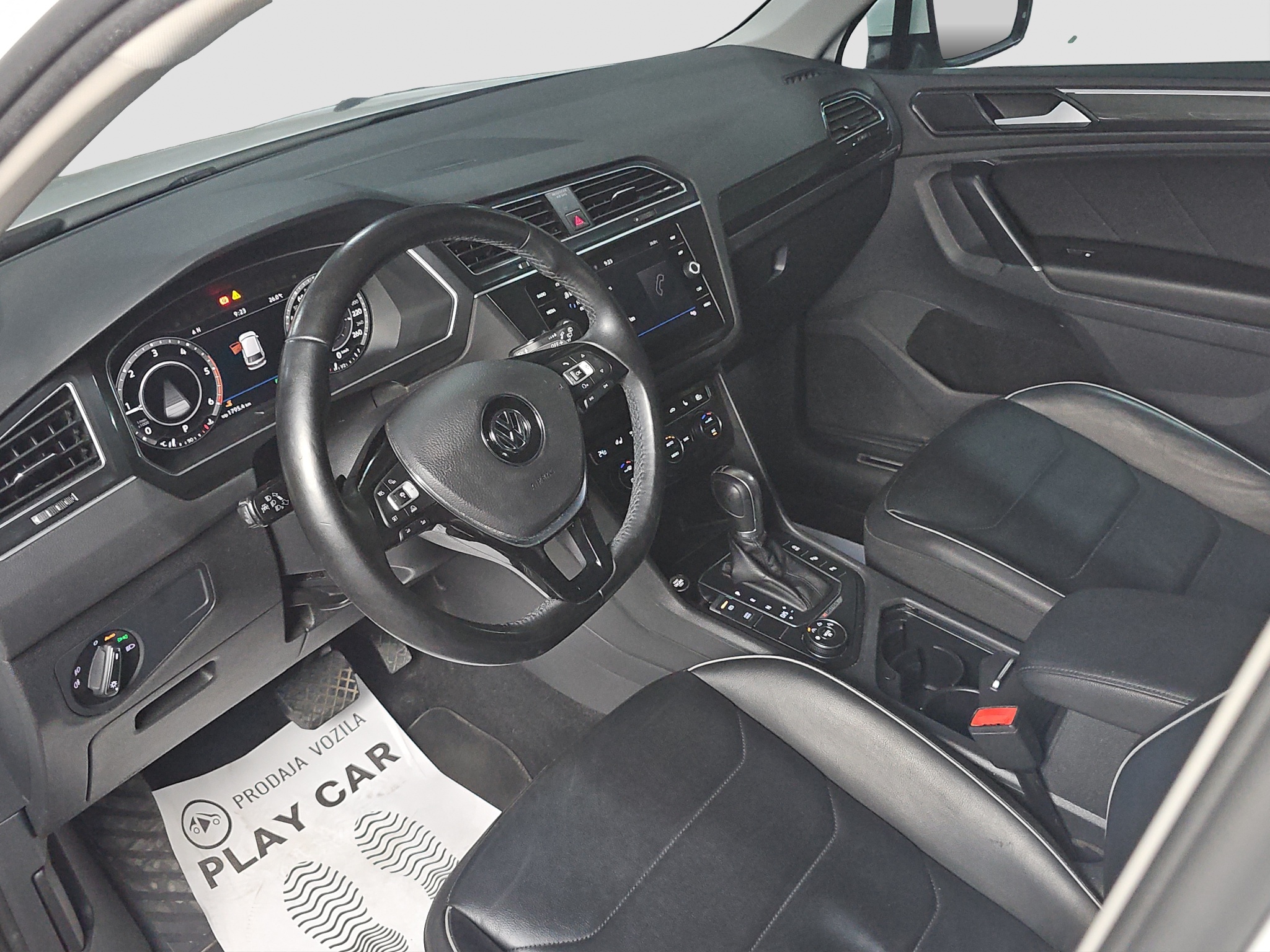 
								Volkswagen Tiguan R-line/4motion/T.O.P full									