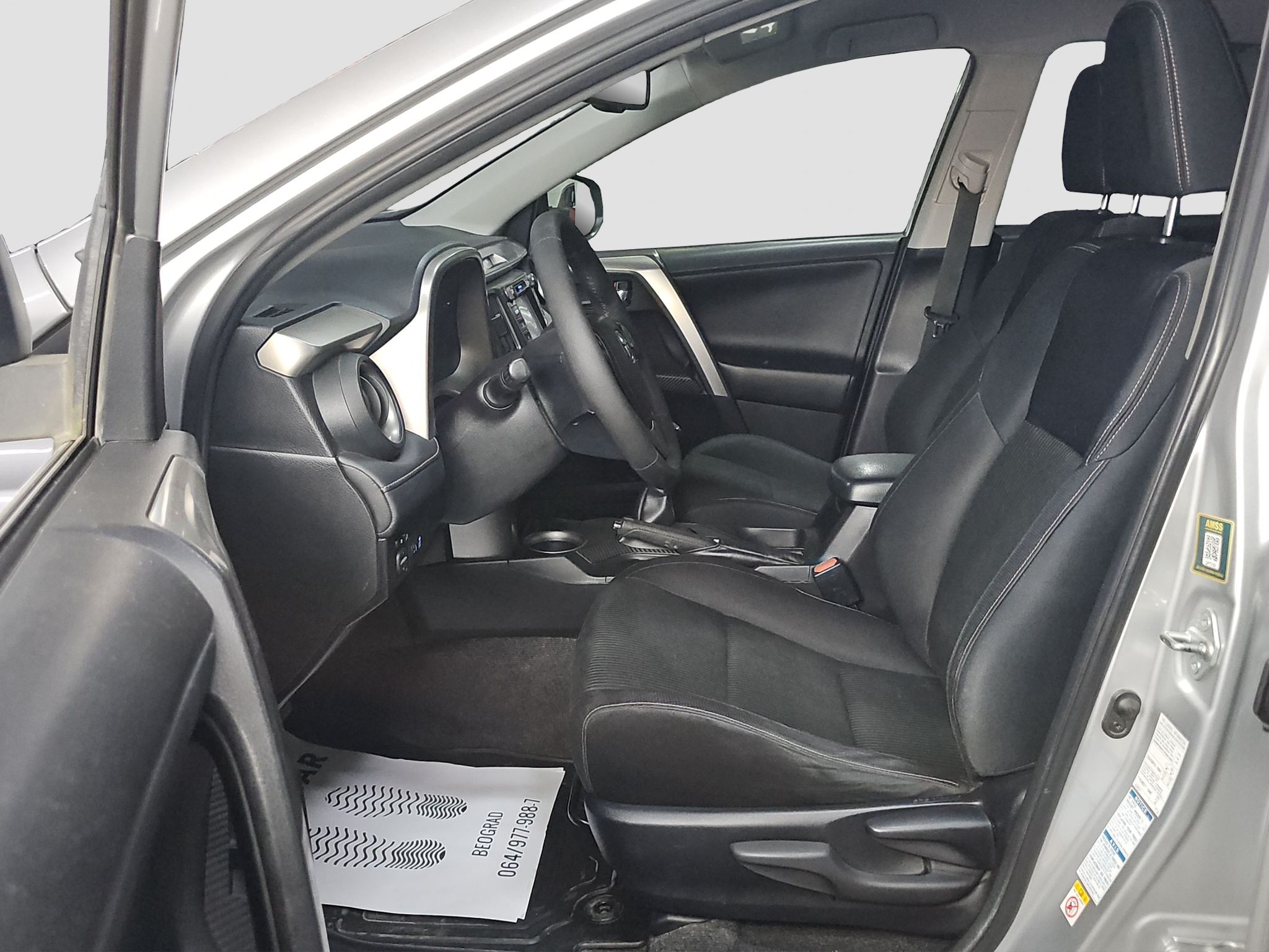 
								Toyota RAV 4 AWD/T.O.P full									
