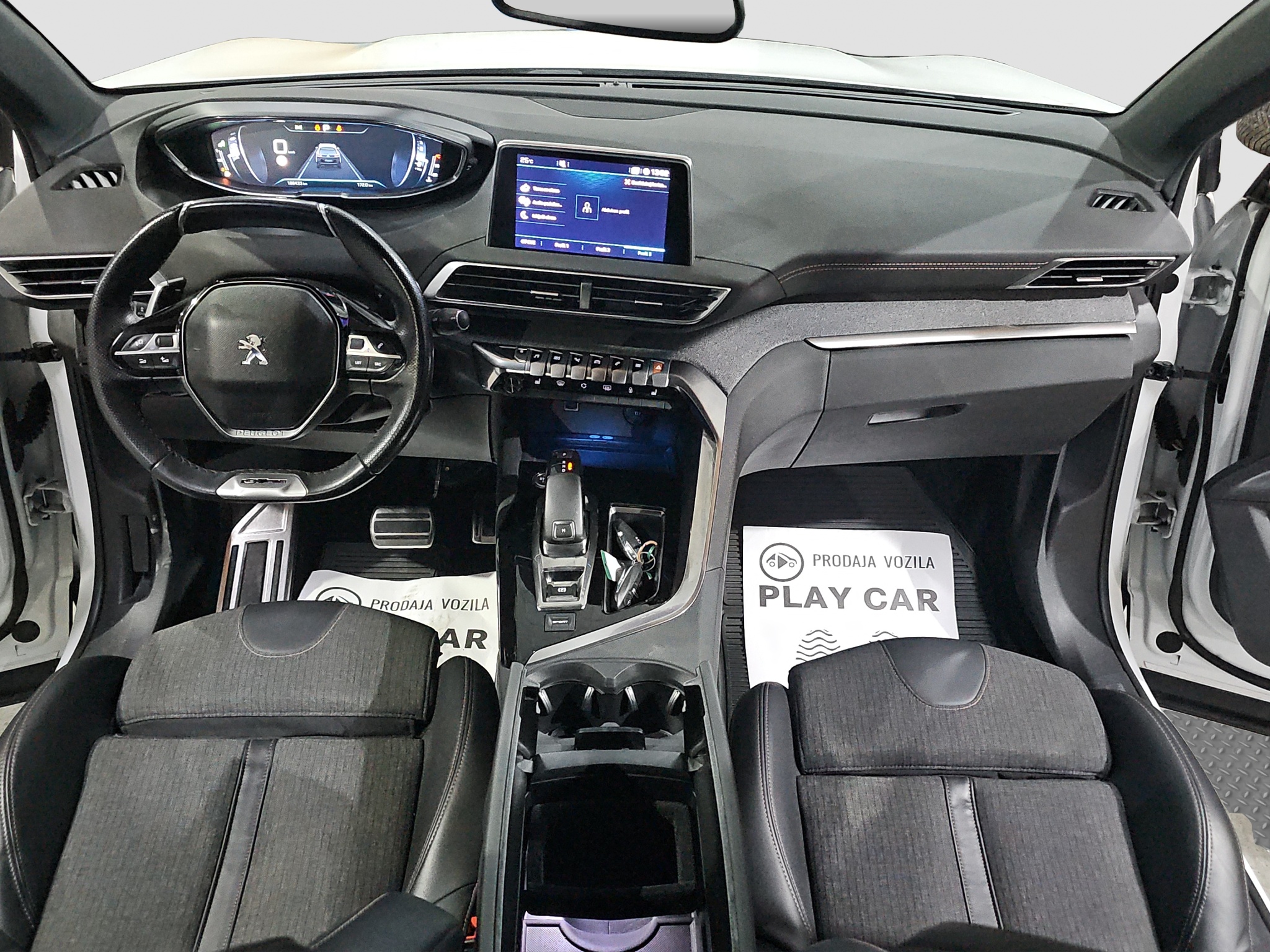 
								Peugeot 5008 GT-line/POK.KROV full									