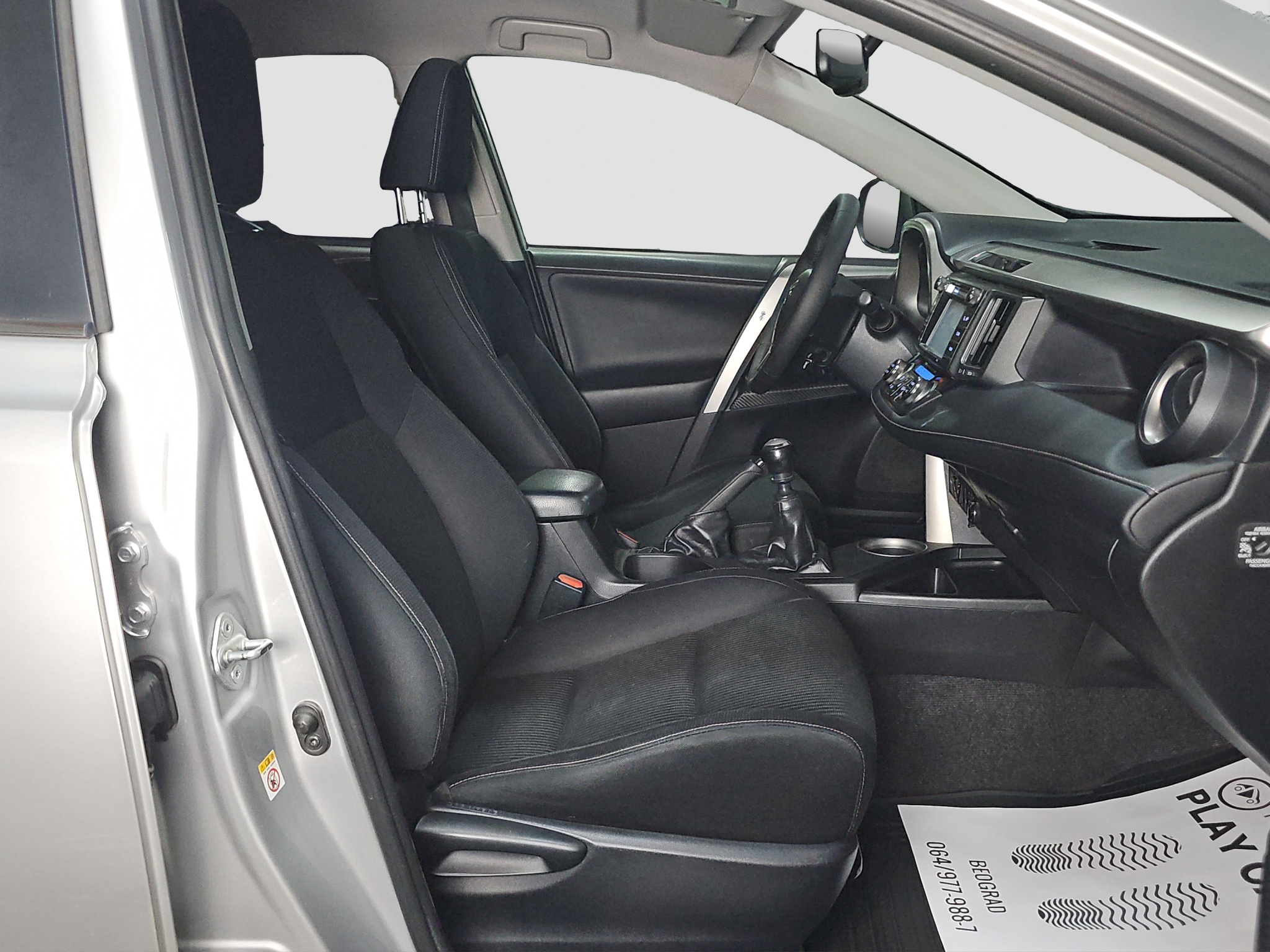 
								Toyota RAV 4 AWD/T.O.P full									