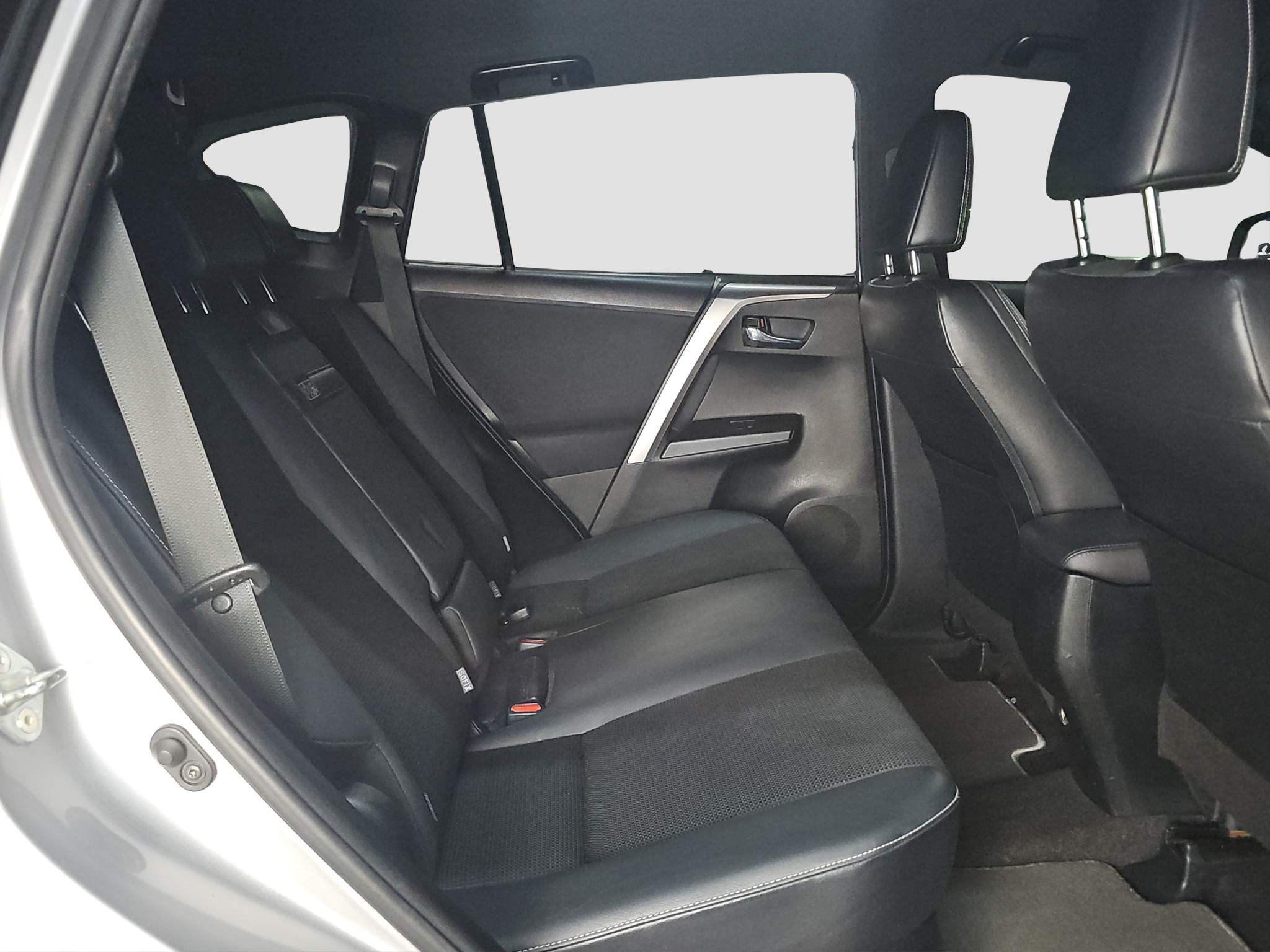 
								Toyota RAV 4 MALA.KM/ODL.IČAN full									