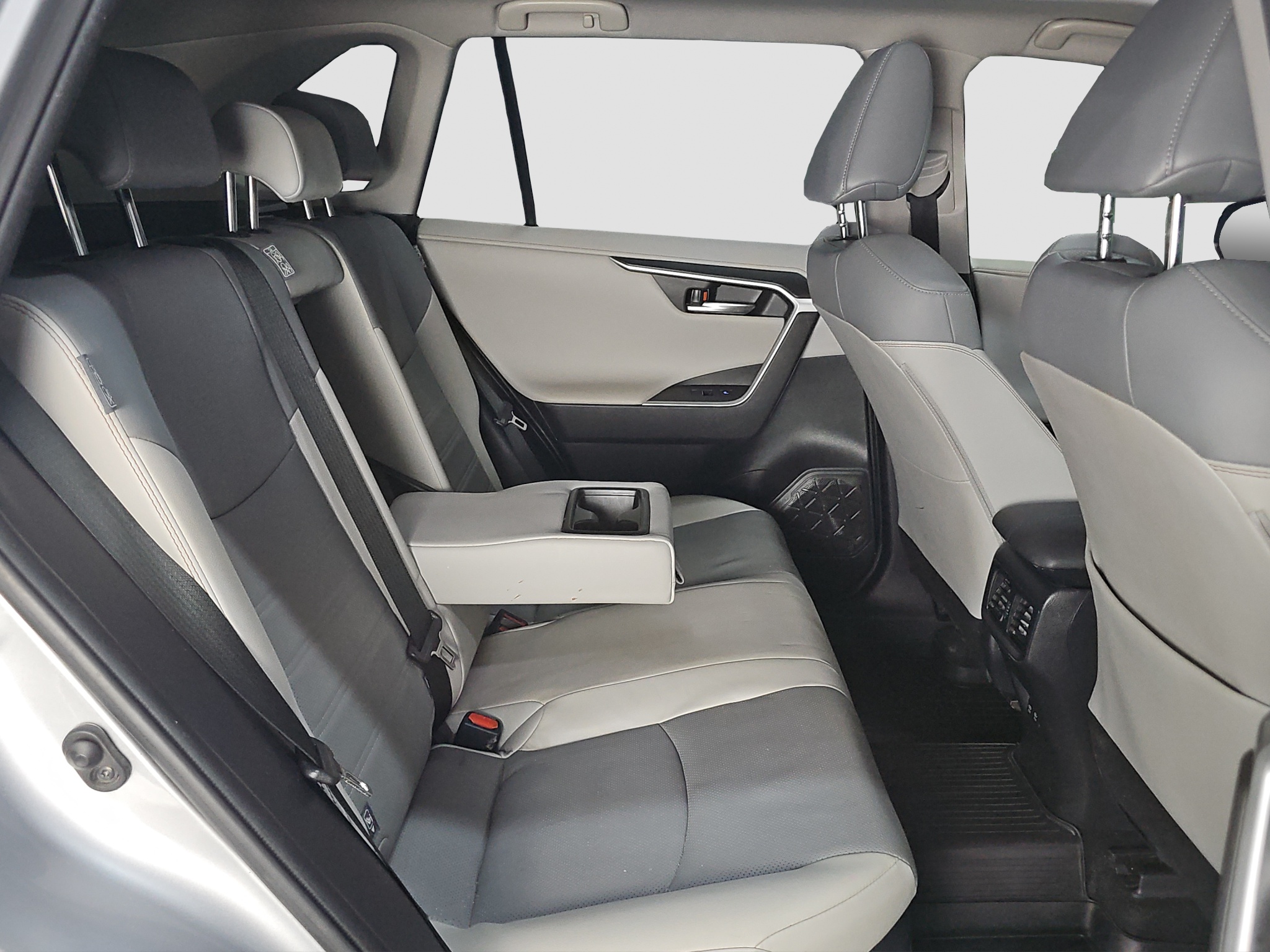 
								Toyota RAV 4 EXECUTIVE/POK.KROV full									