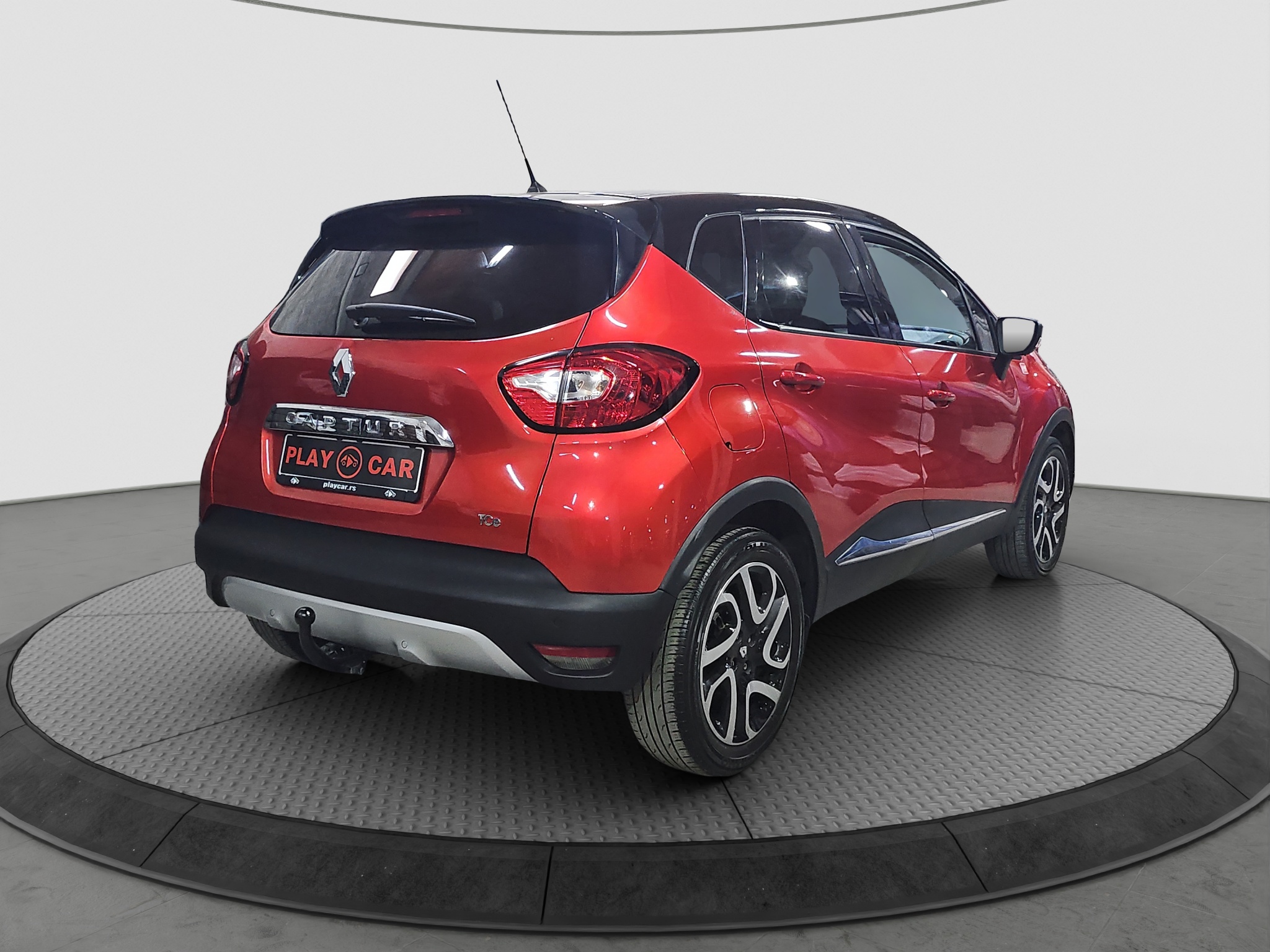 
								Renault Captur HellyHansen/N.OV/AUT full									