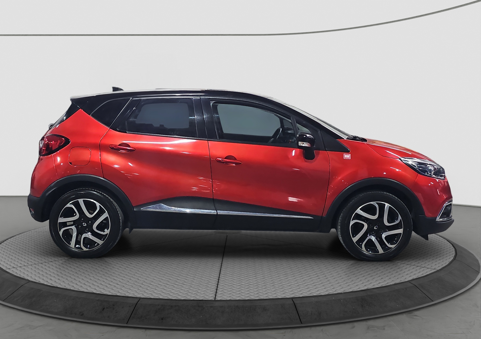 
								Renault Captur HellyHansen/N.OV/AUT full									
