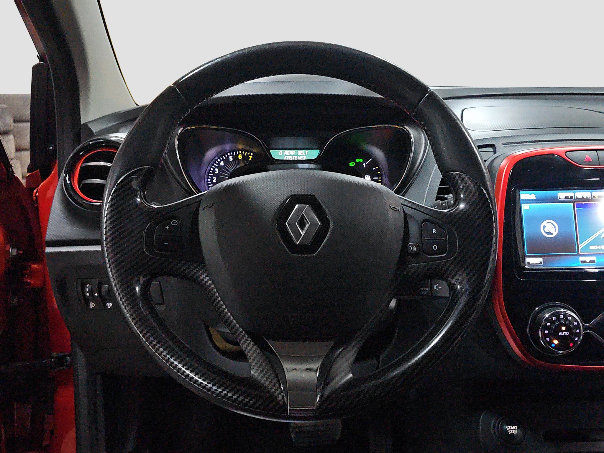 
								Renault Captur HellyHansen/N.OV/AUT full									