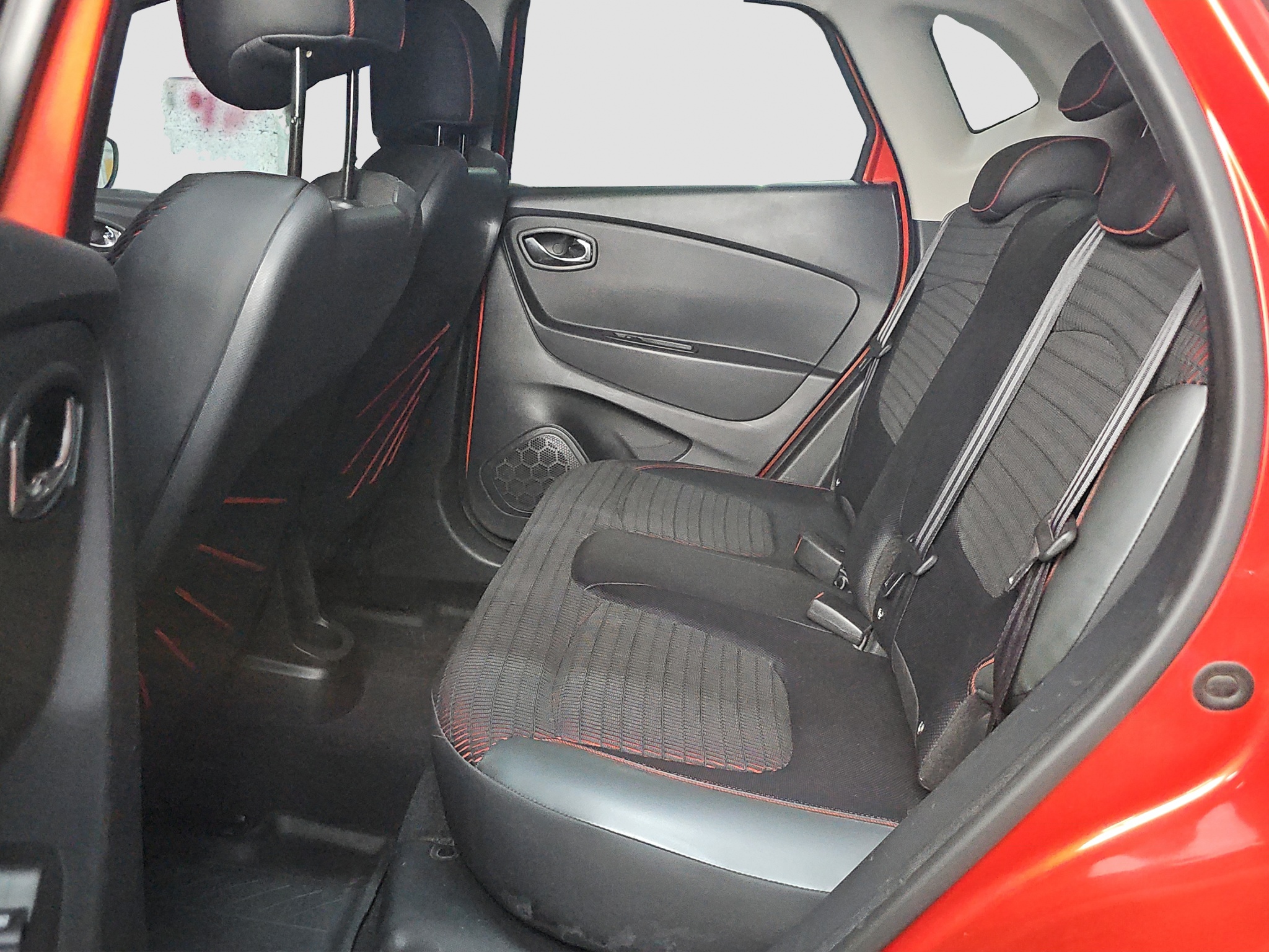 
								Renault Captur HellyHansen/N.OV/AUT full									