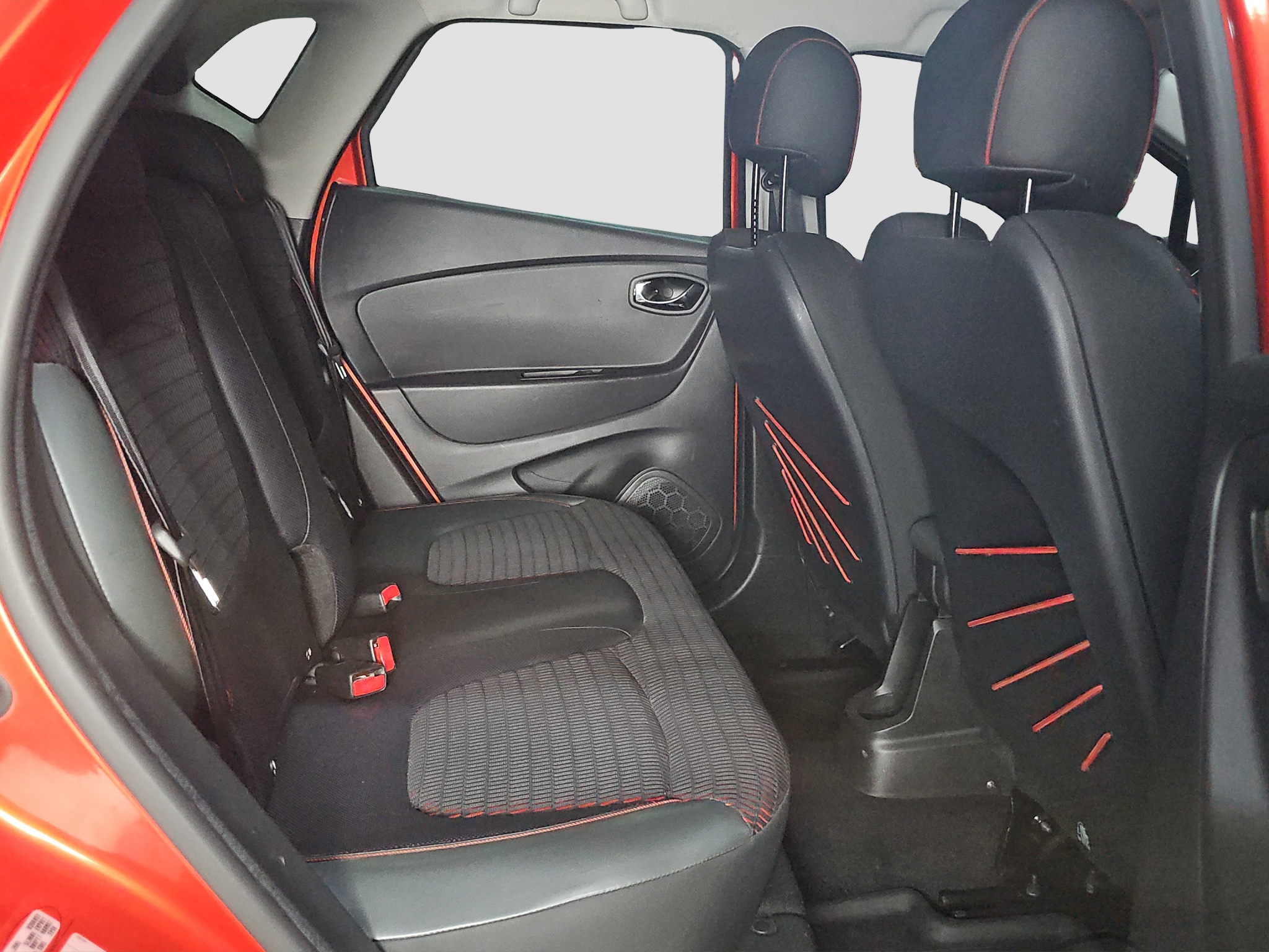 
								Renault Captur HellyHansen/N.OV/AUT full									