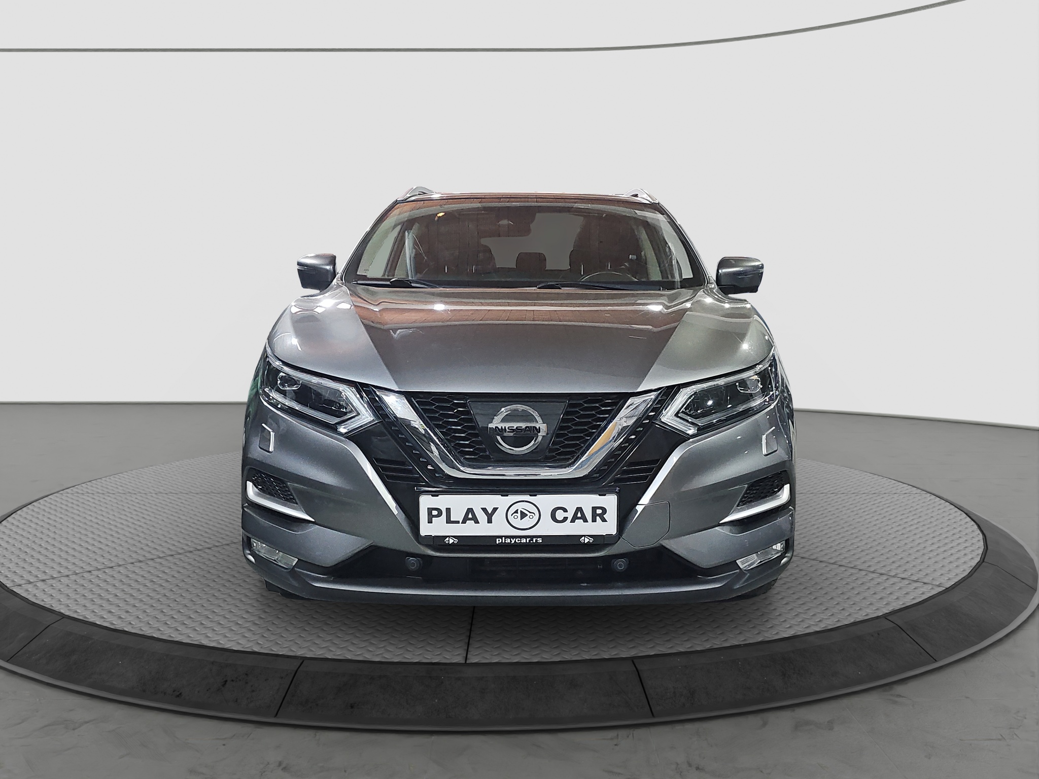 
								Nissan Qashqai TEKNA/AUTO/PAN full									