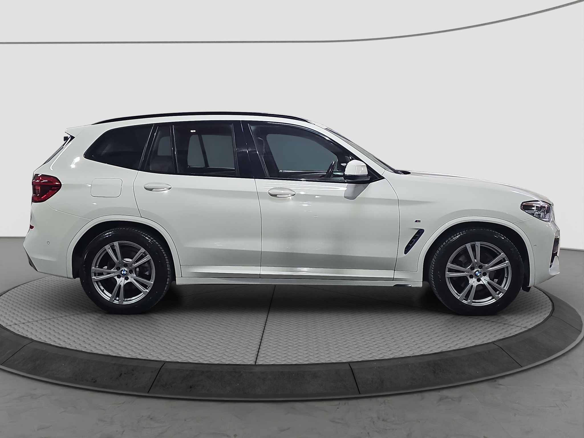 
								BMW X3 M-sport/POK.KROV full									