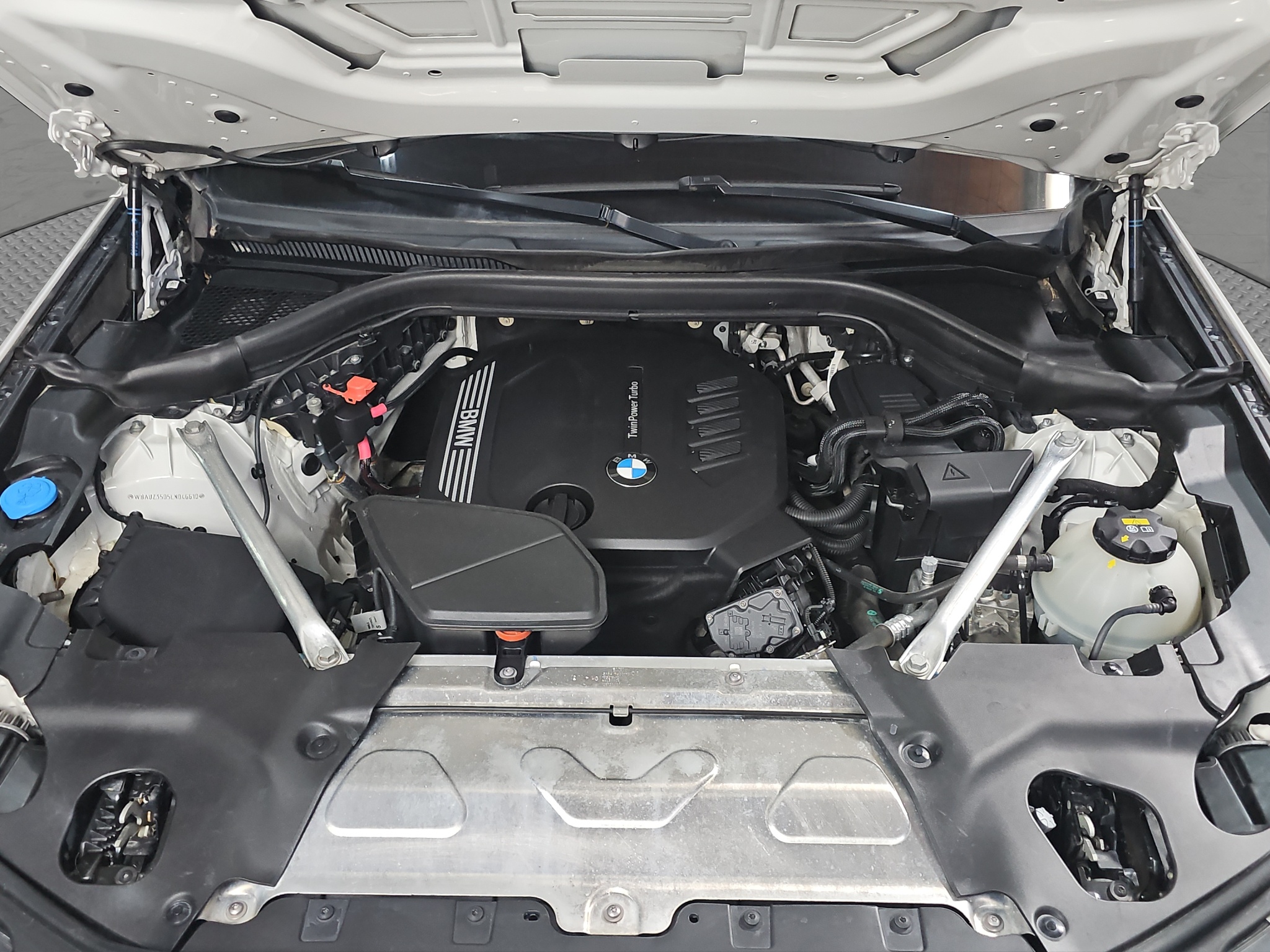 
								BMW X3 M-sport/POK.KROV full									