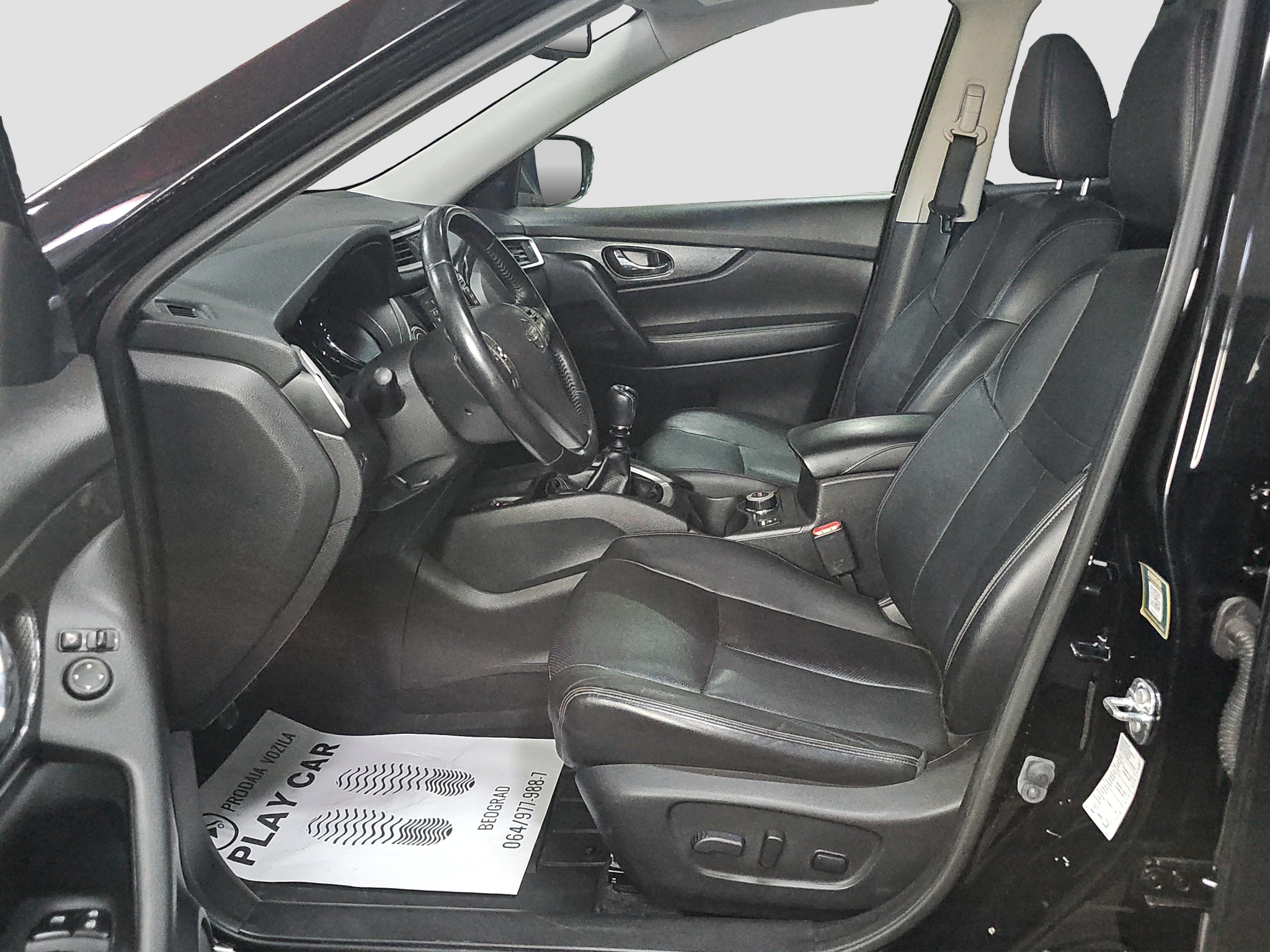 
								Nissan X-Trail 4X4/TEKNA/POK.KROV full									