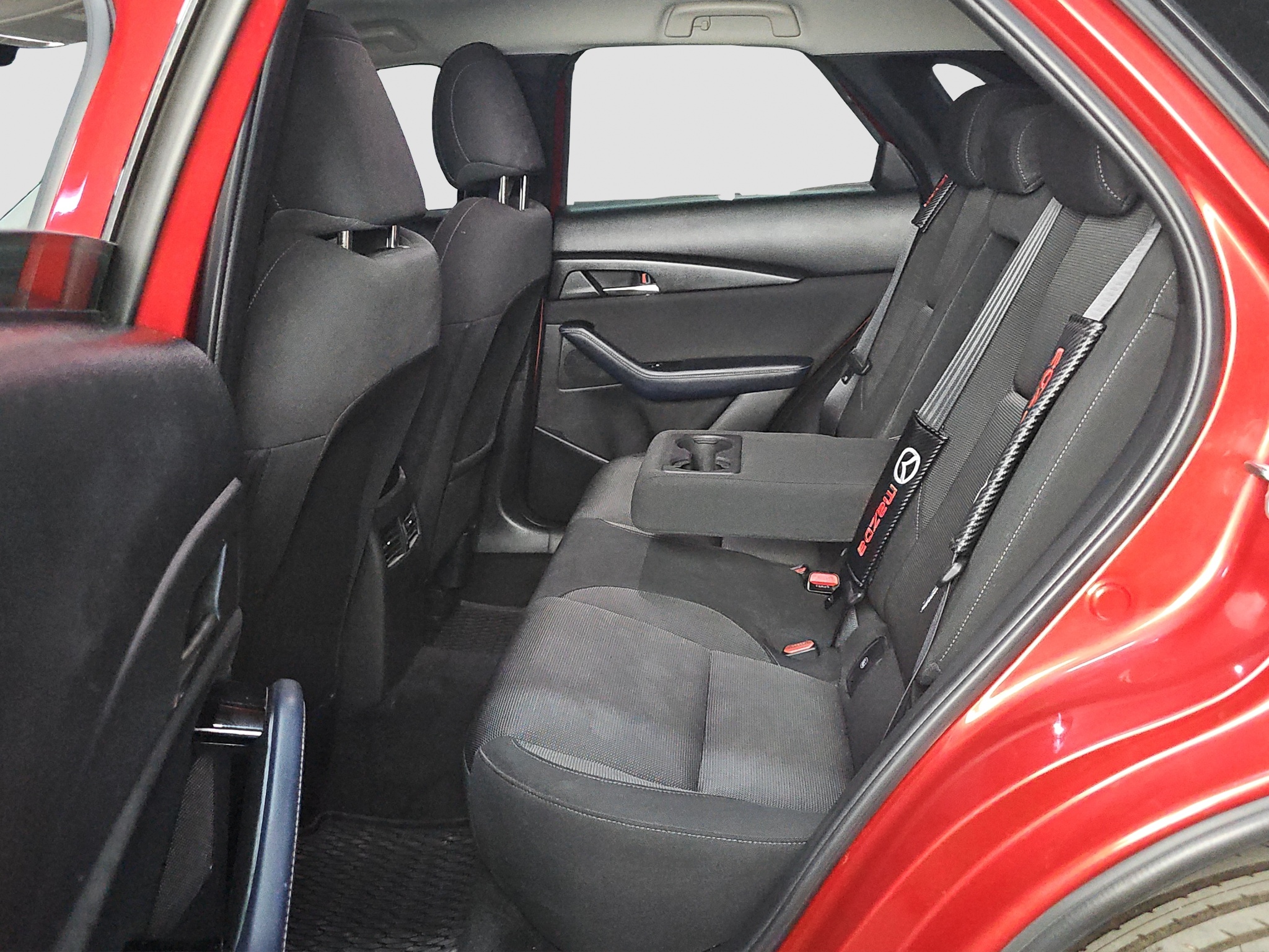 
								Mazda CX-30 MALA.KM/SKYACTIV-X full									