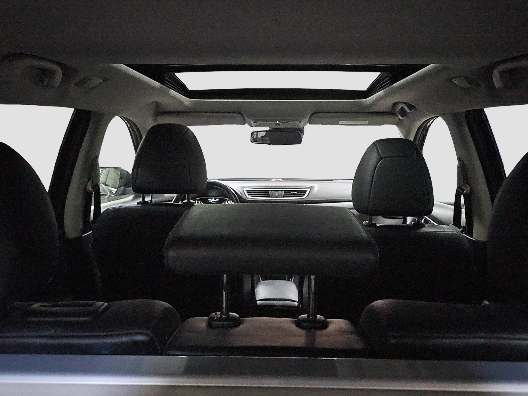 
								Nissan X-Trail 4X4/TEKNA/POK.KROV full									