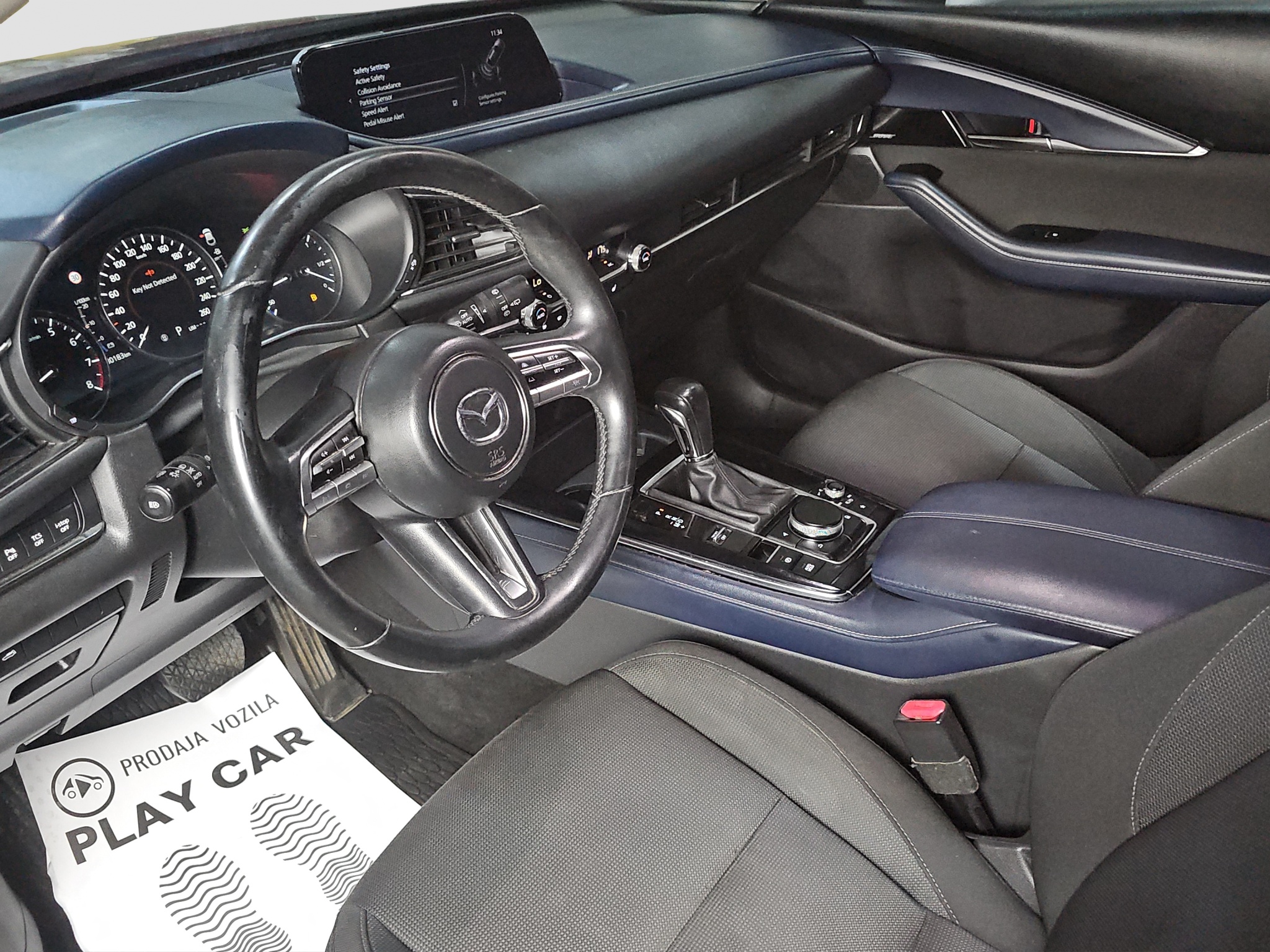 
								Mazda CX-30 MALA.KM/SKYACTIV-X full									