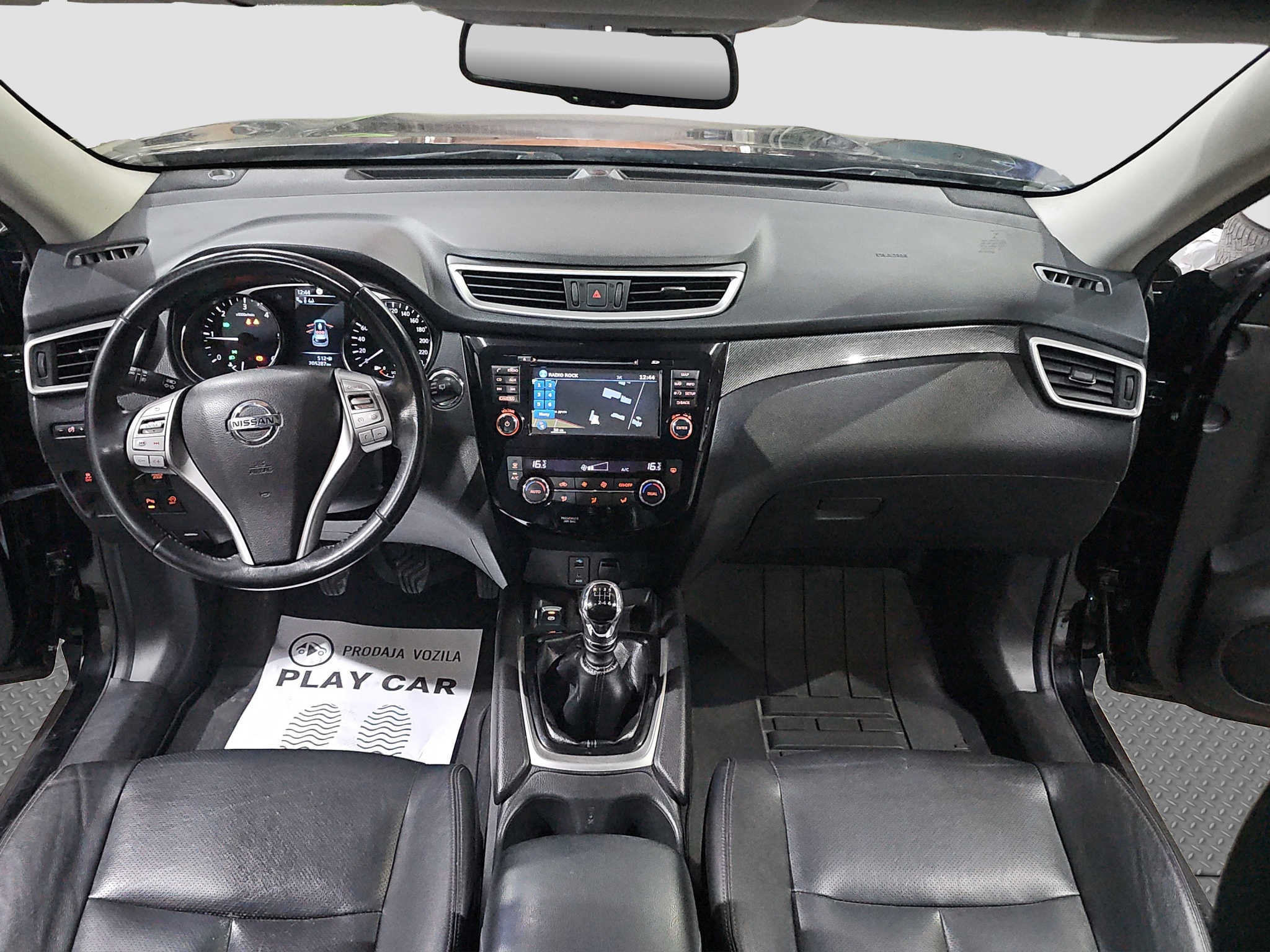 
								Nissan X-Trail 4X4/TEKNA/POK.KROV full									