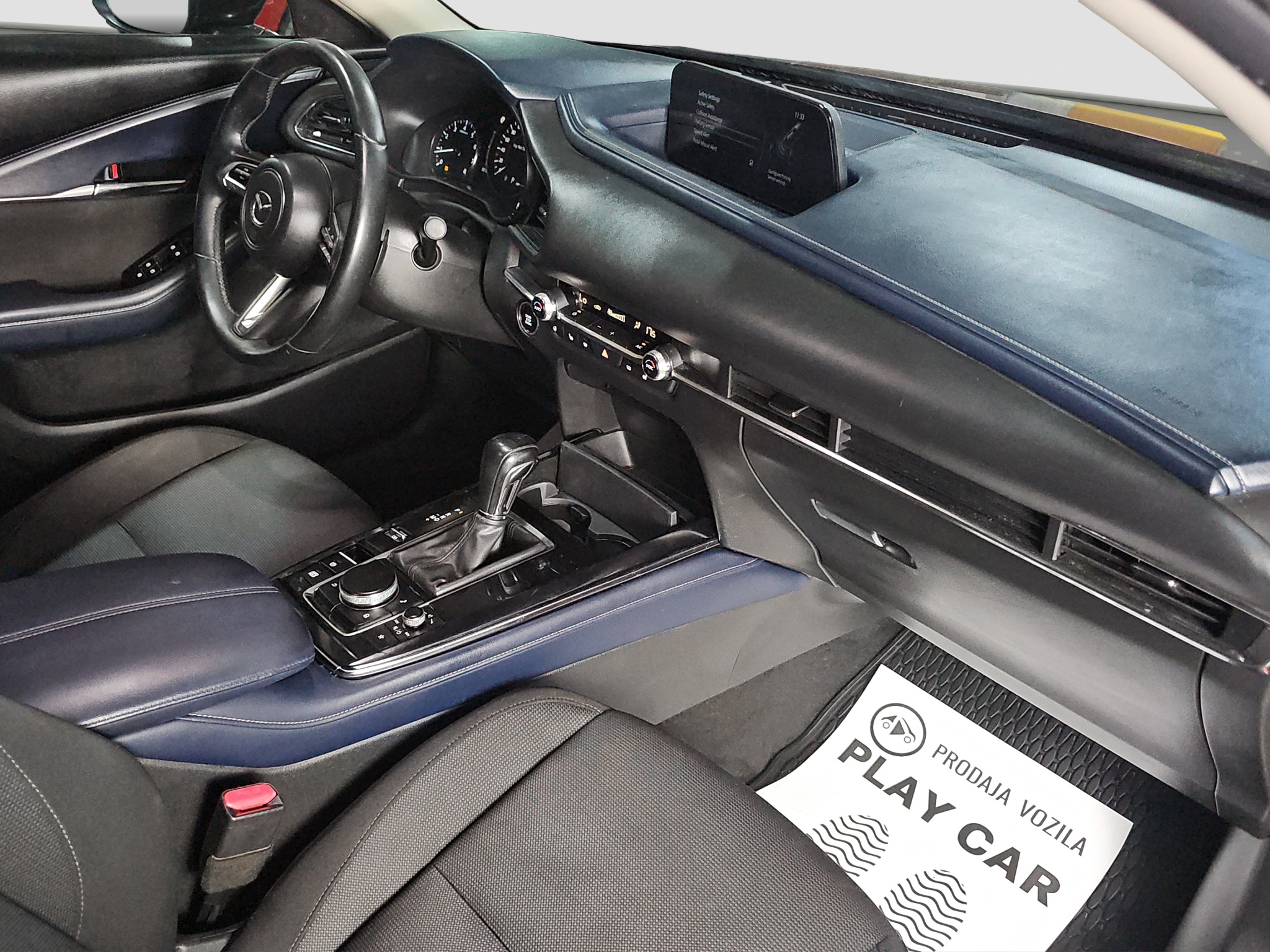 
								Mazda CX-30 MALA.KM/SKYACTIV-X full									