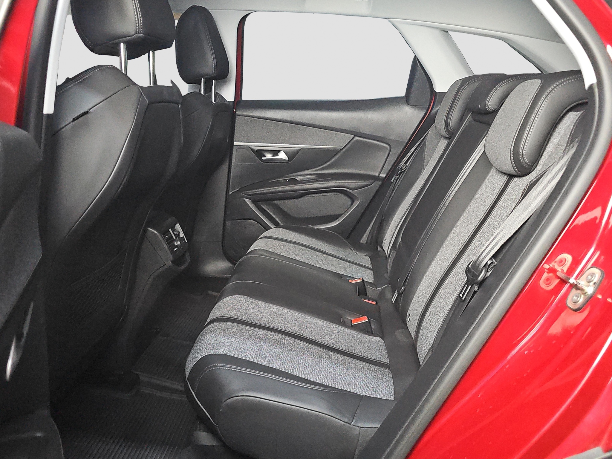 
								Peugeot 3008 AUTO/FU.LL/MALA.KM full									