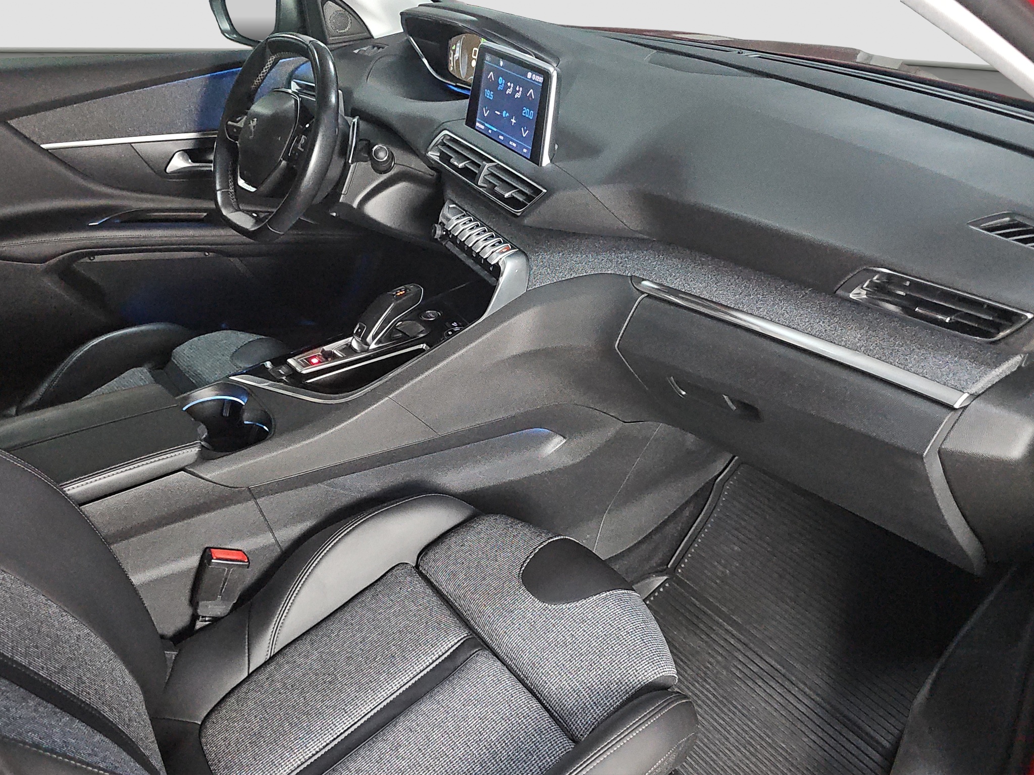 
								Peugeot 3008 AUTO/FU.LL/MALA.KM full									