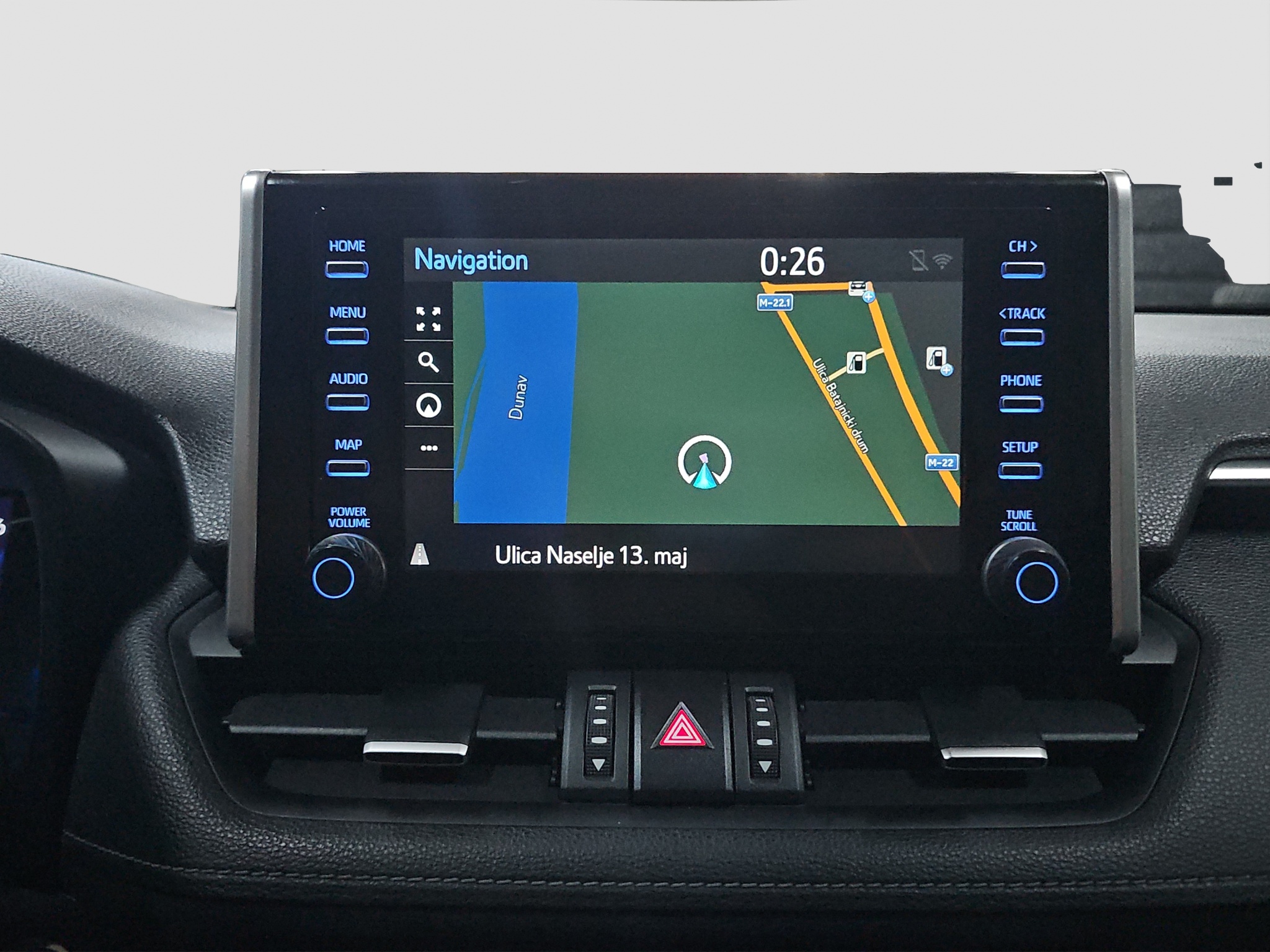 
								Toyota RAV 4 full									