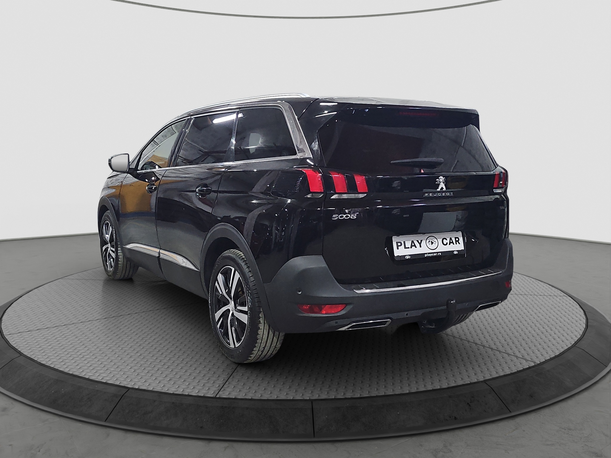 
								Peugeot 5008 1,6HDI/GT-line/7sed full									