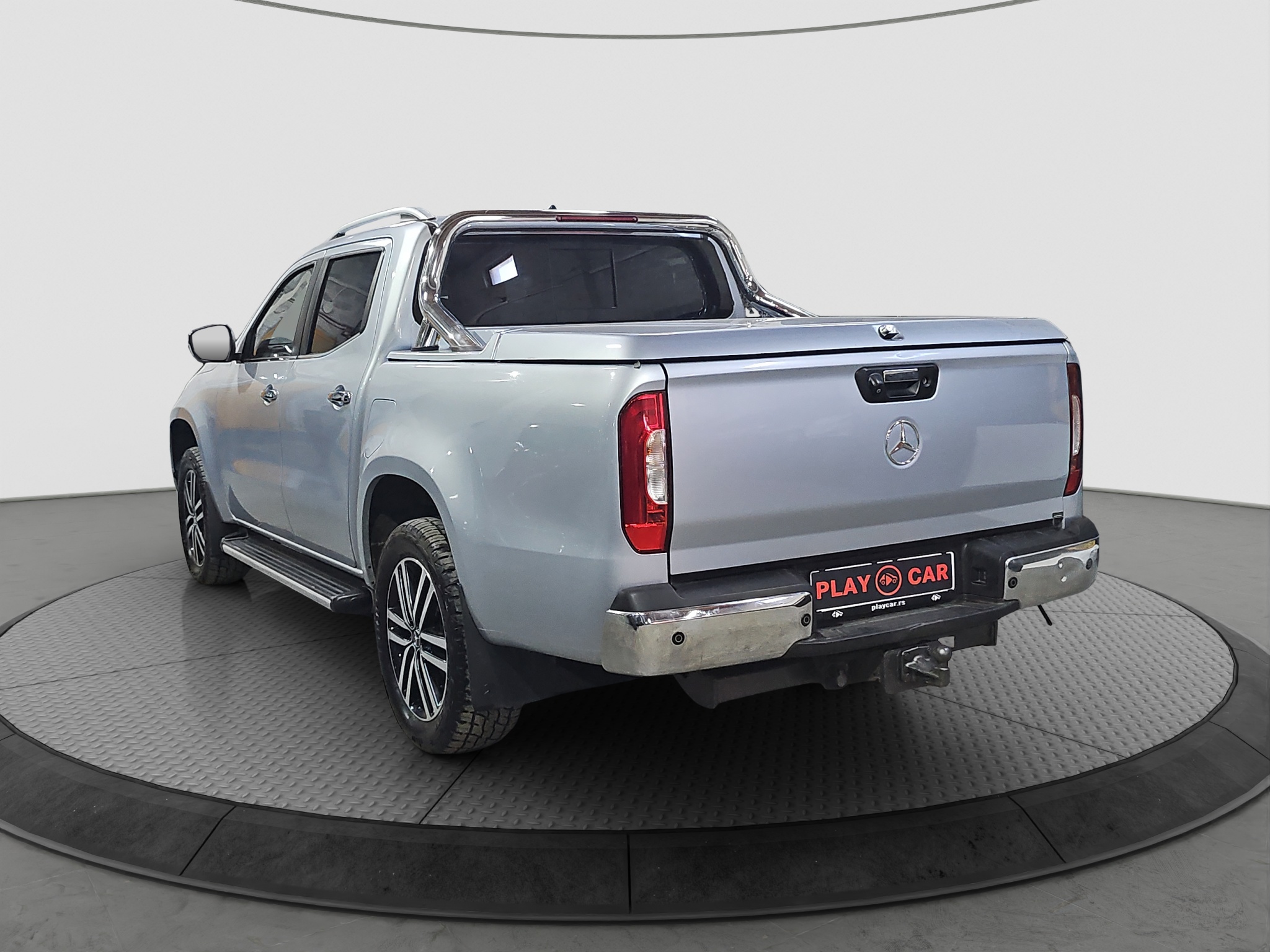 
								Mercedes Benz X klasa full									