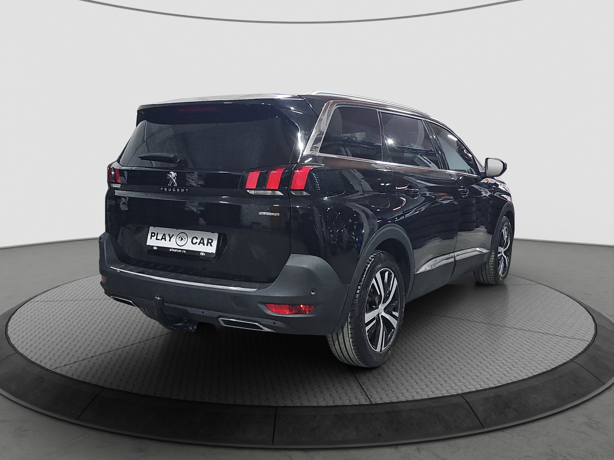 
								Peugeot 5008 1,6HDI/GT-line/7sed full									