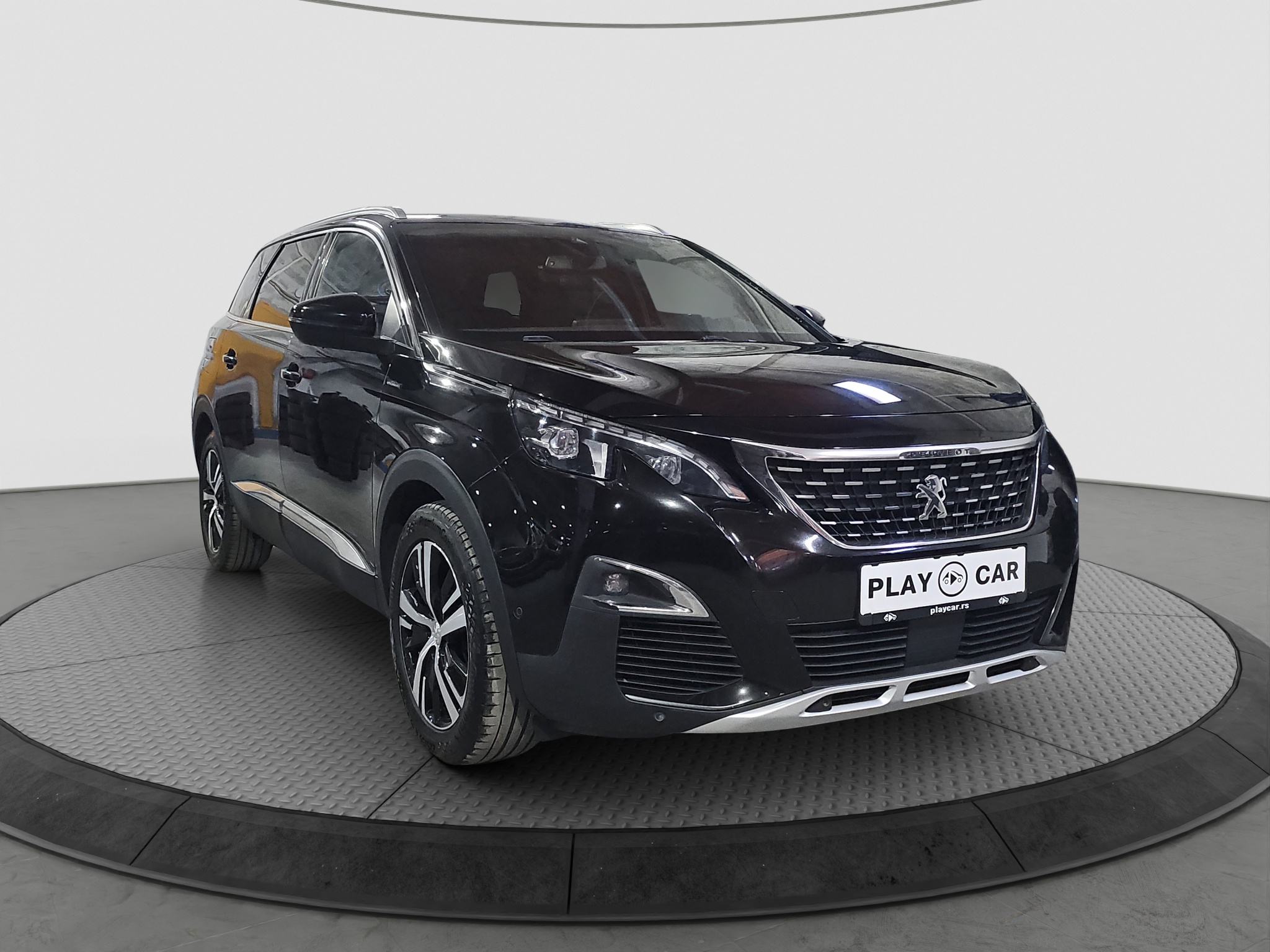 
								Peugeot 5008 1,6HDI/GT-line/7sed full									