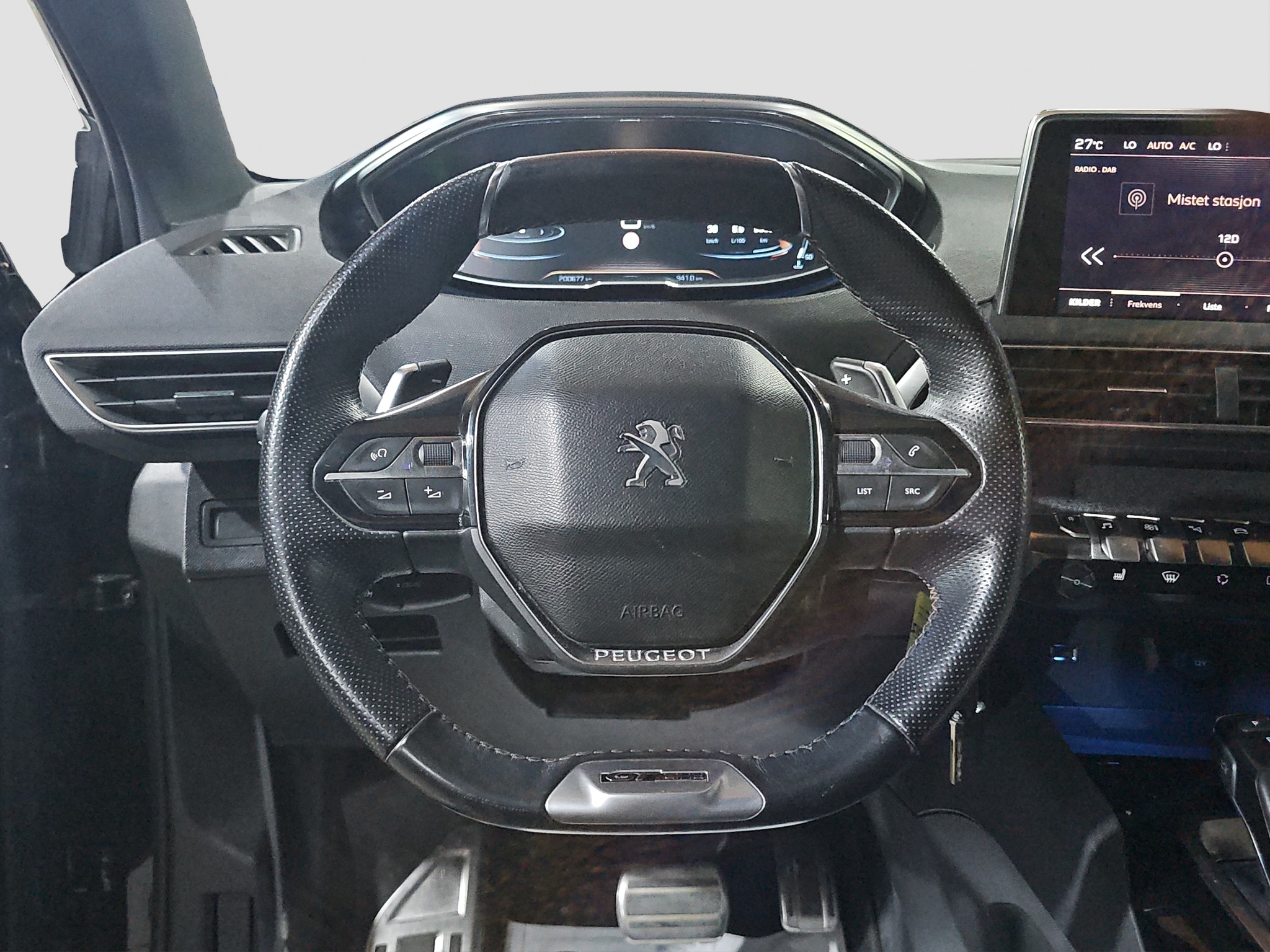 
								Peugeot 5008 1,6HDI/GT-line/7sed full									