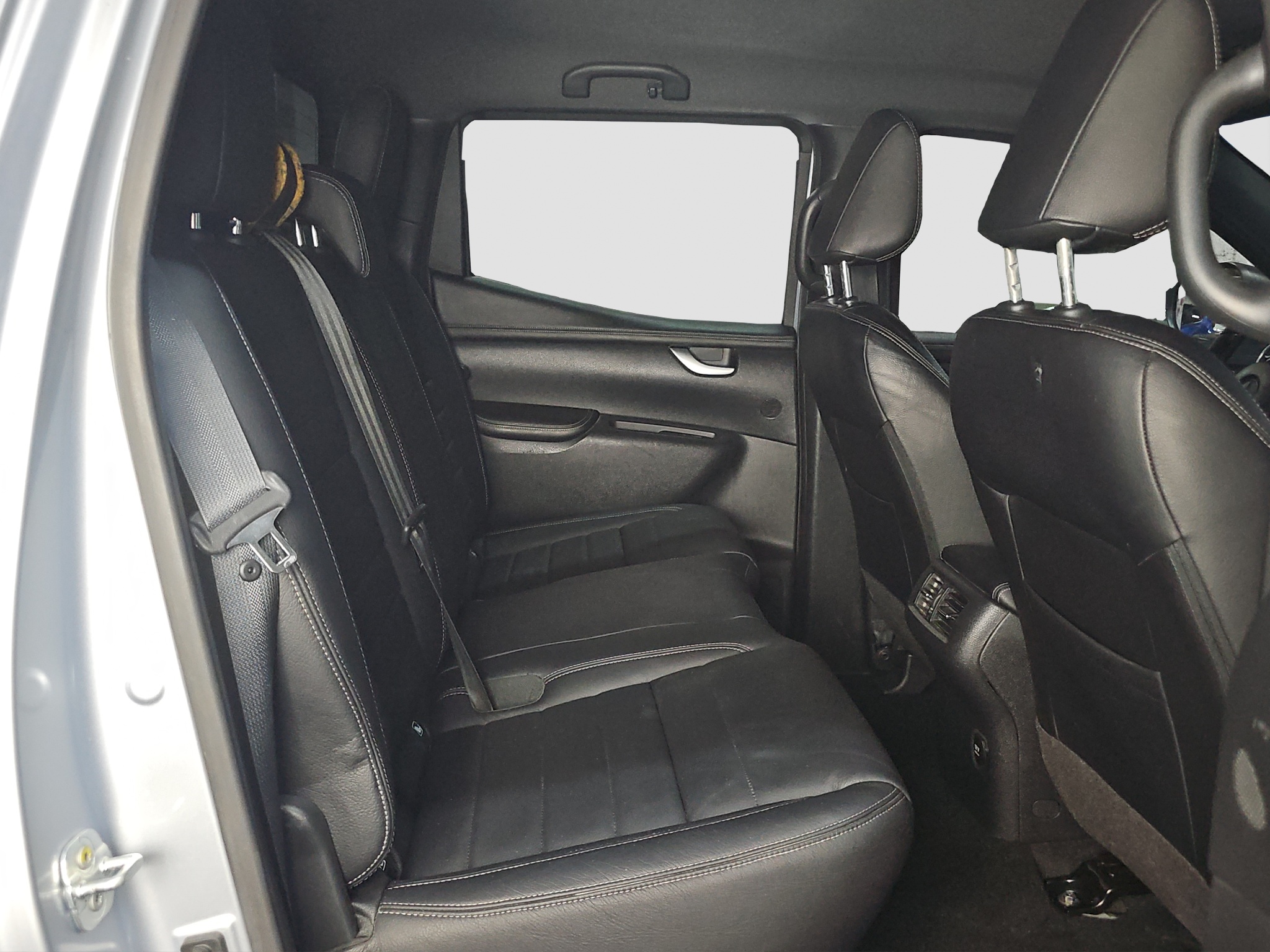 
								Mercedes Benz X klasa full									